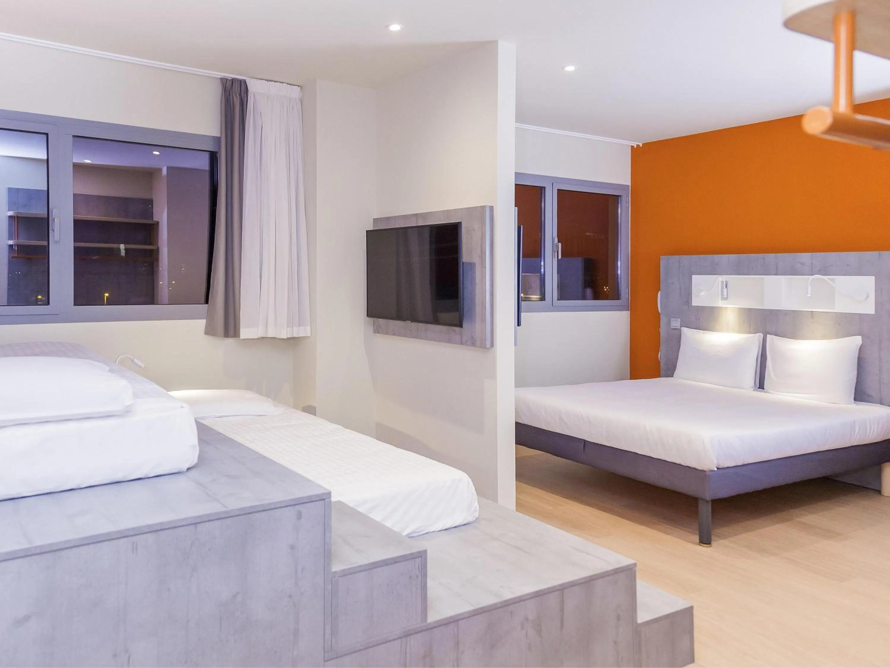 Bedroom, Bed in ibis budget Huerta De Murcia