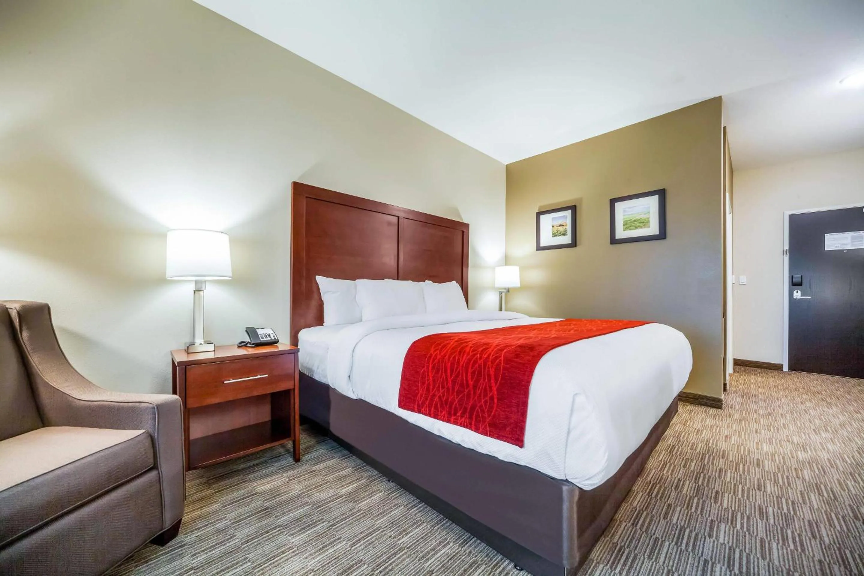 Bedroom, Bed in Comfort Inn & Suites North Platte