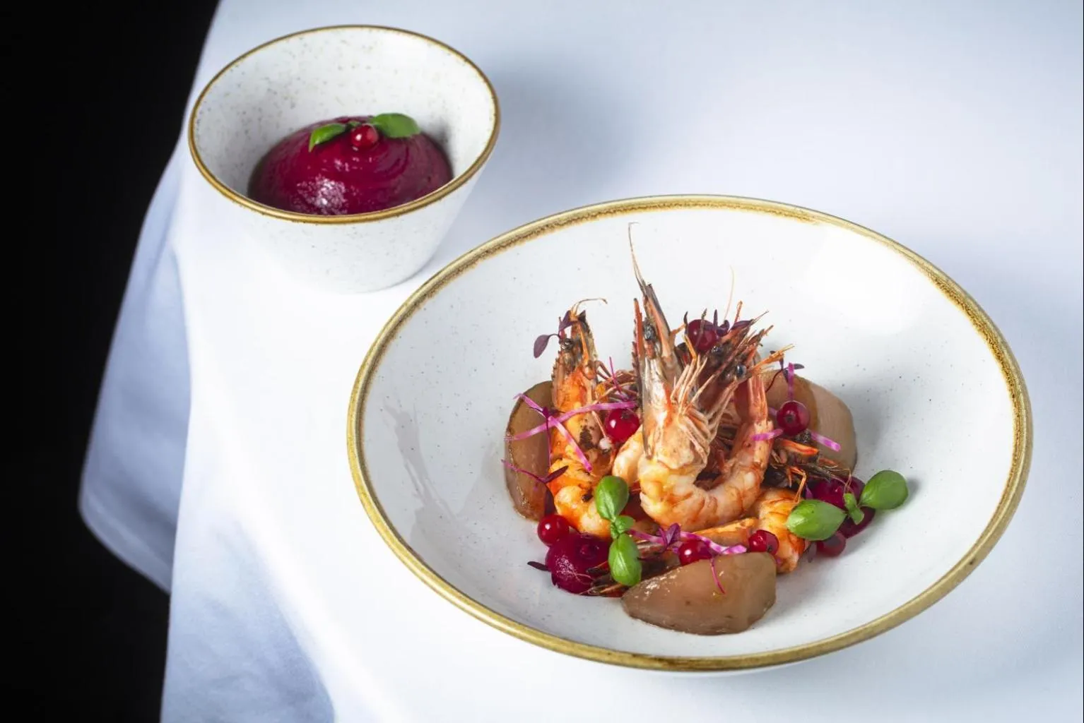 Restaurant/places to eat in Impérial Palace