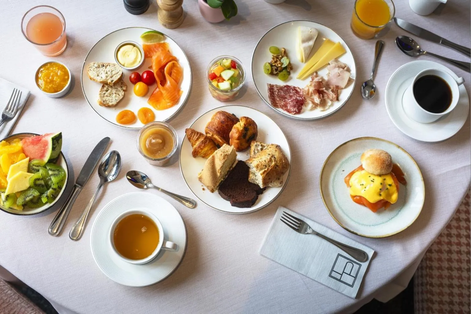 Breakfast in Impérial Palace