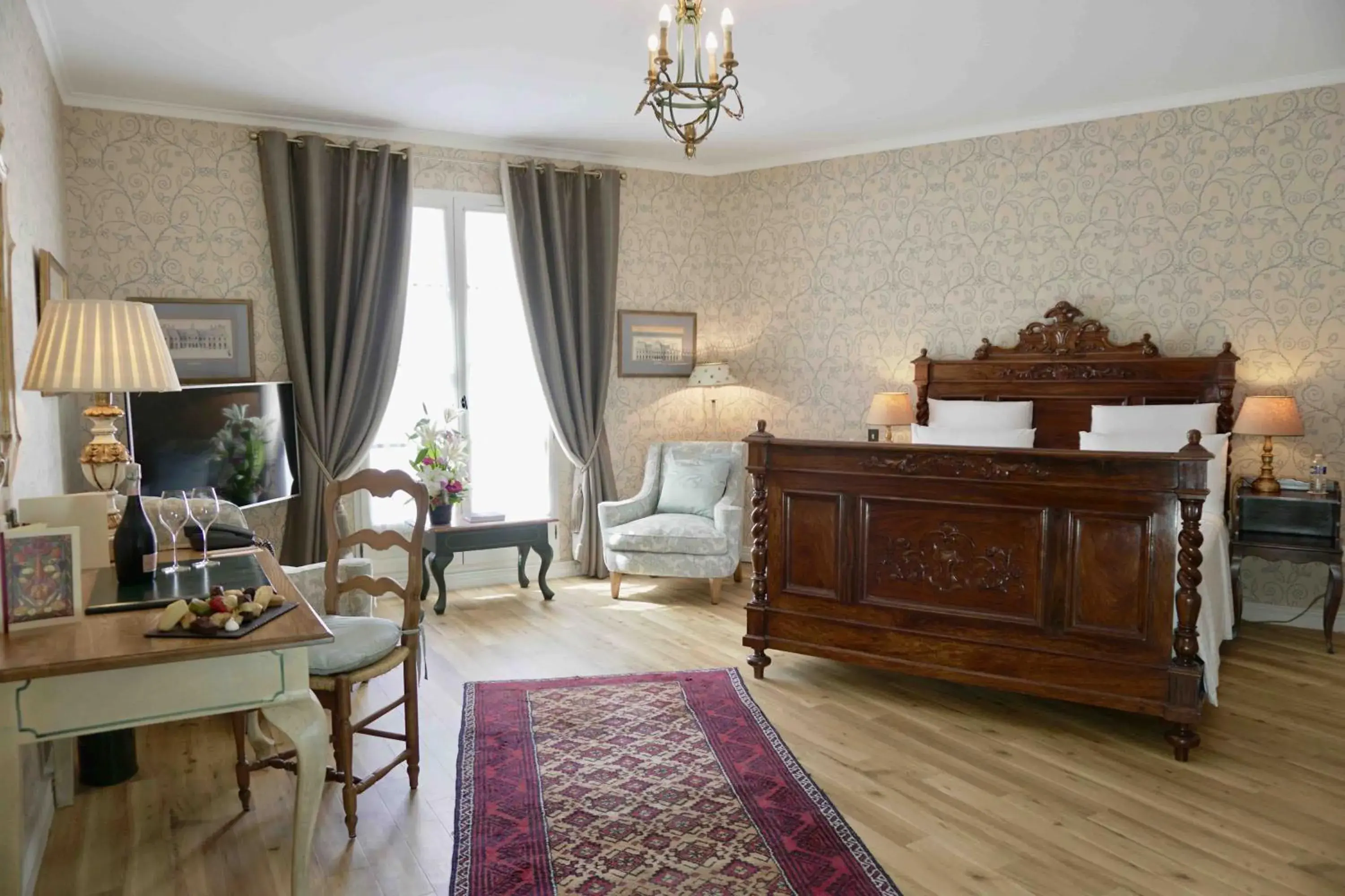 Bed in Le Manoir de Gressy Bed in Le Manoir de Gressy