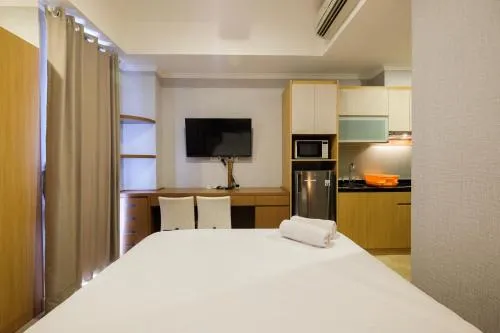Luxurious Studio at Menteng Park Apartment By Travelio