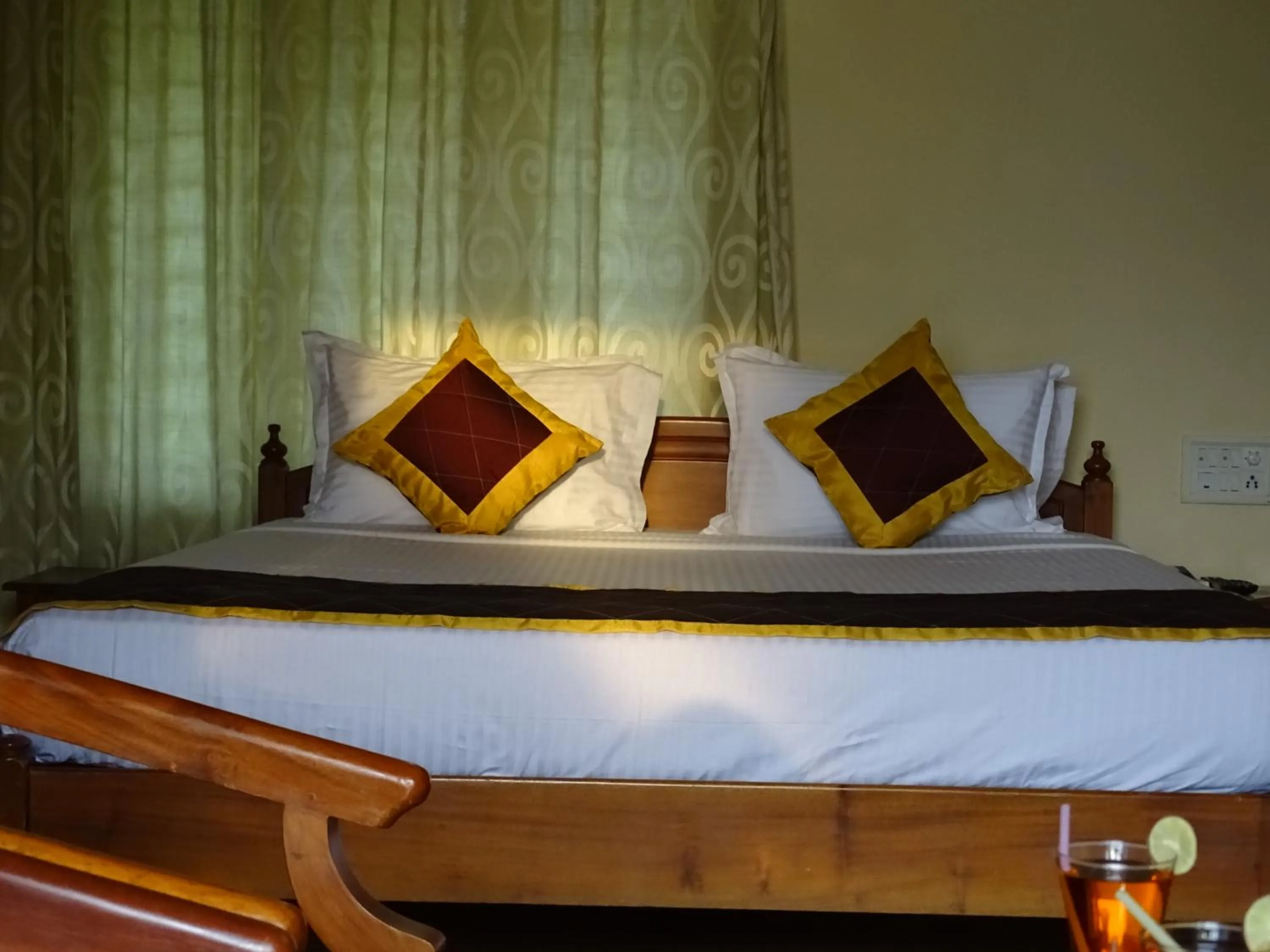 Bedroom, Bed in Sealine Beach Resorts