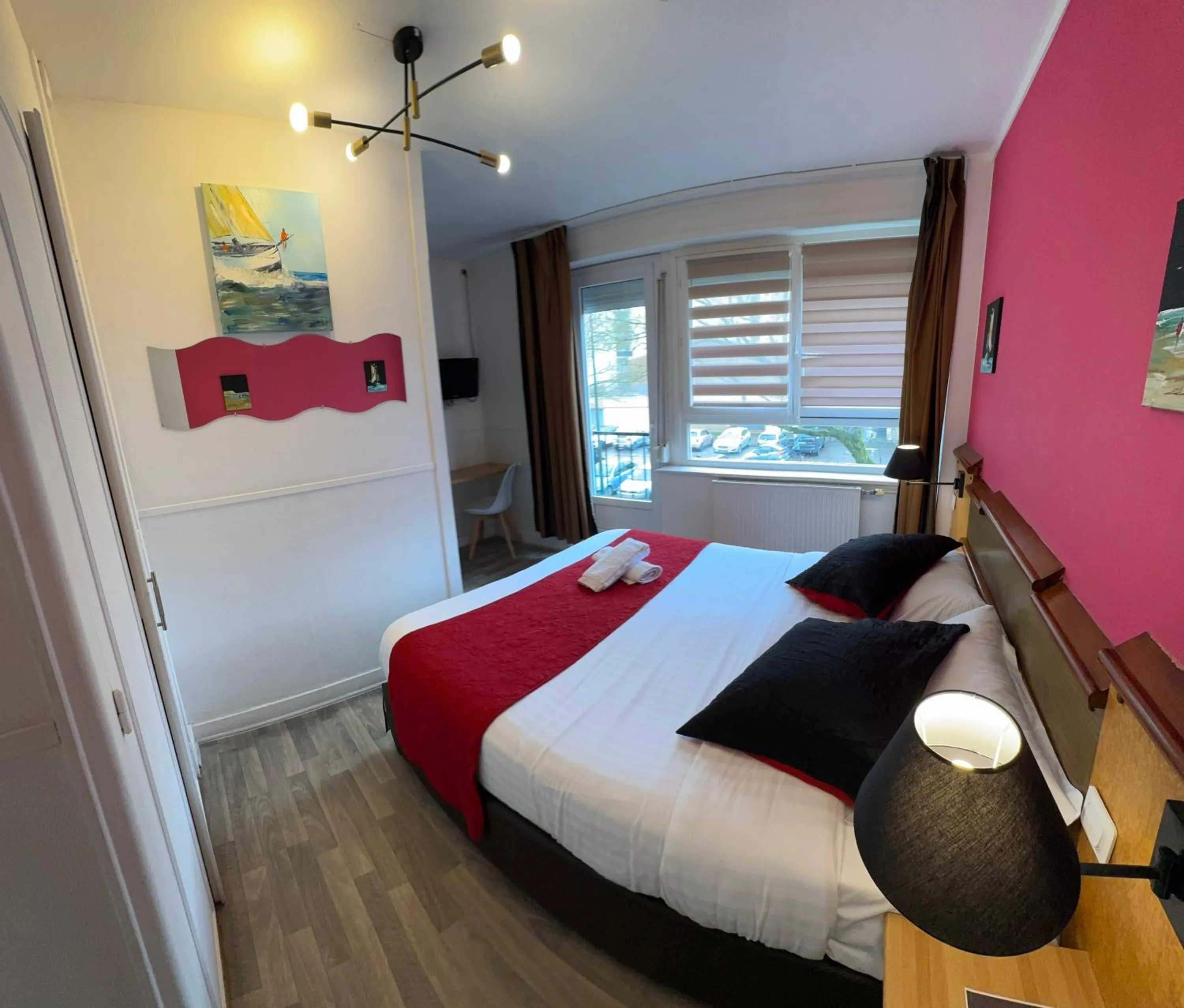 Bed in Hôtel OpalOriental Boulogne Sur Mer - gare ville et centre