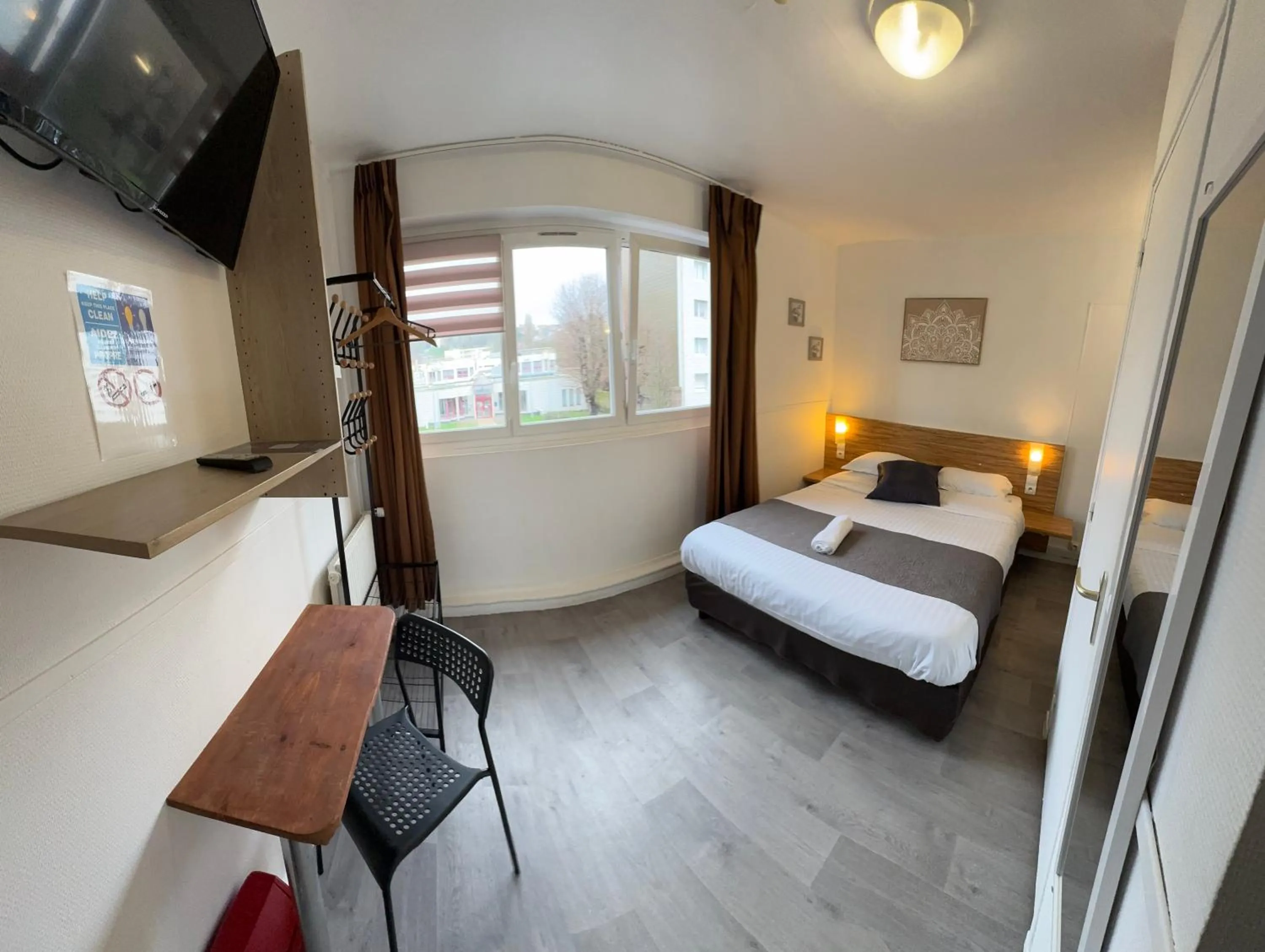 Bed in Hôtel OpalOriental Boulogne Sur Mer - gare ville et centre