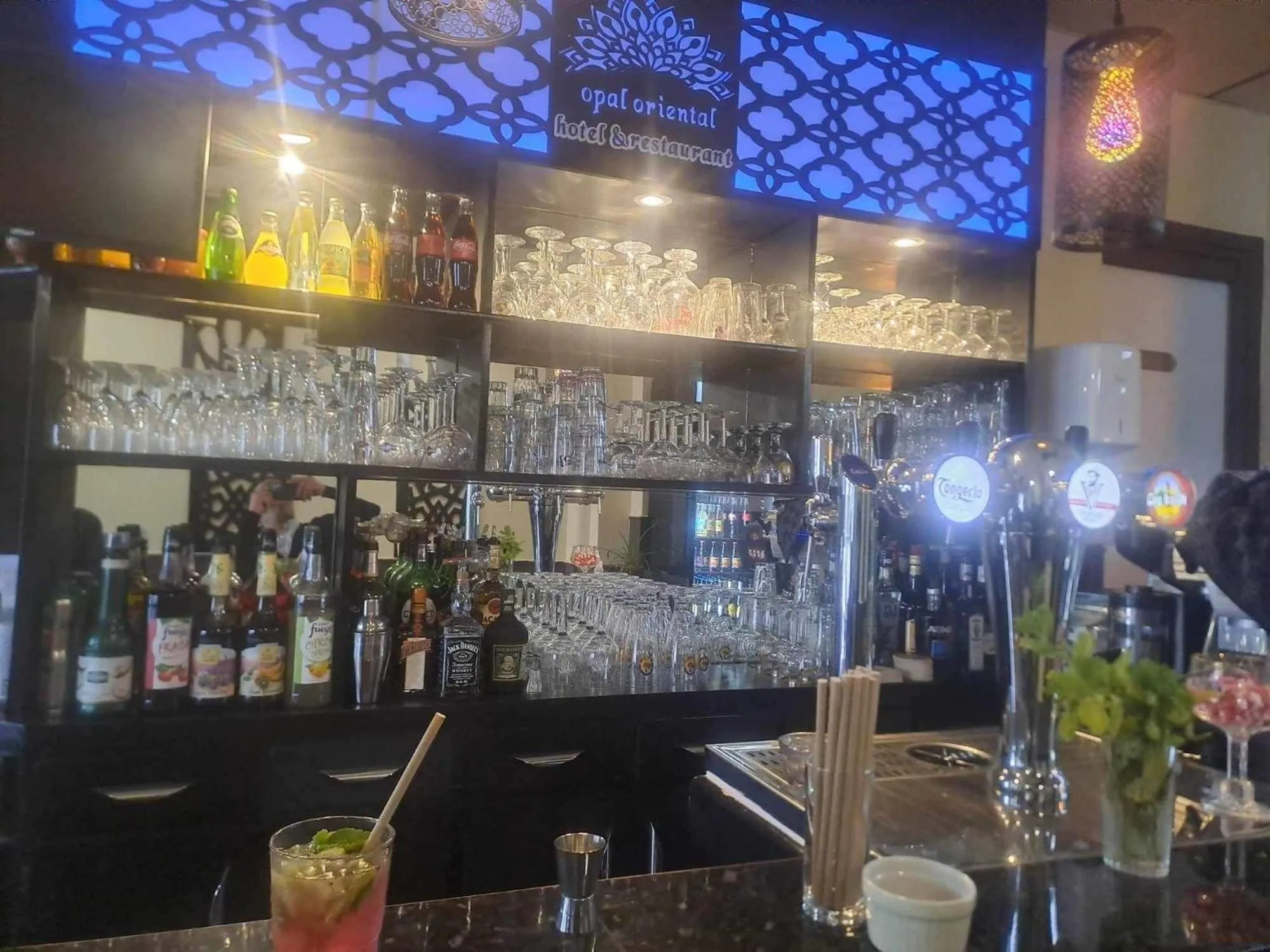 Lounge or bar in Hôtel OpalOriental Boulogne Sur Mer - gare ville et centre