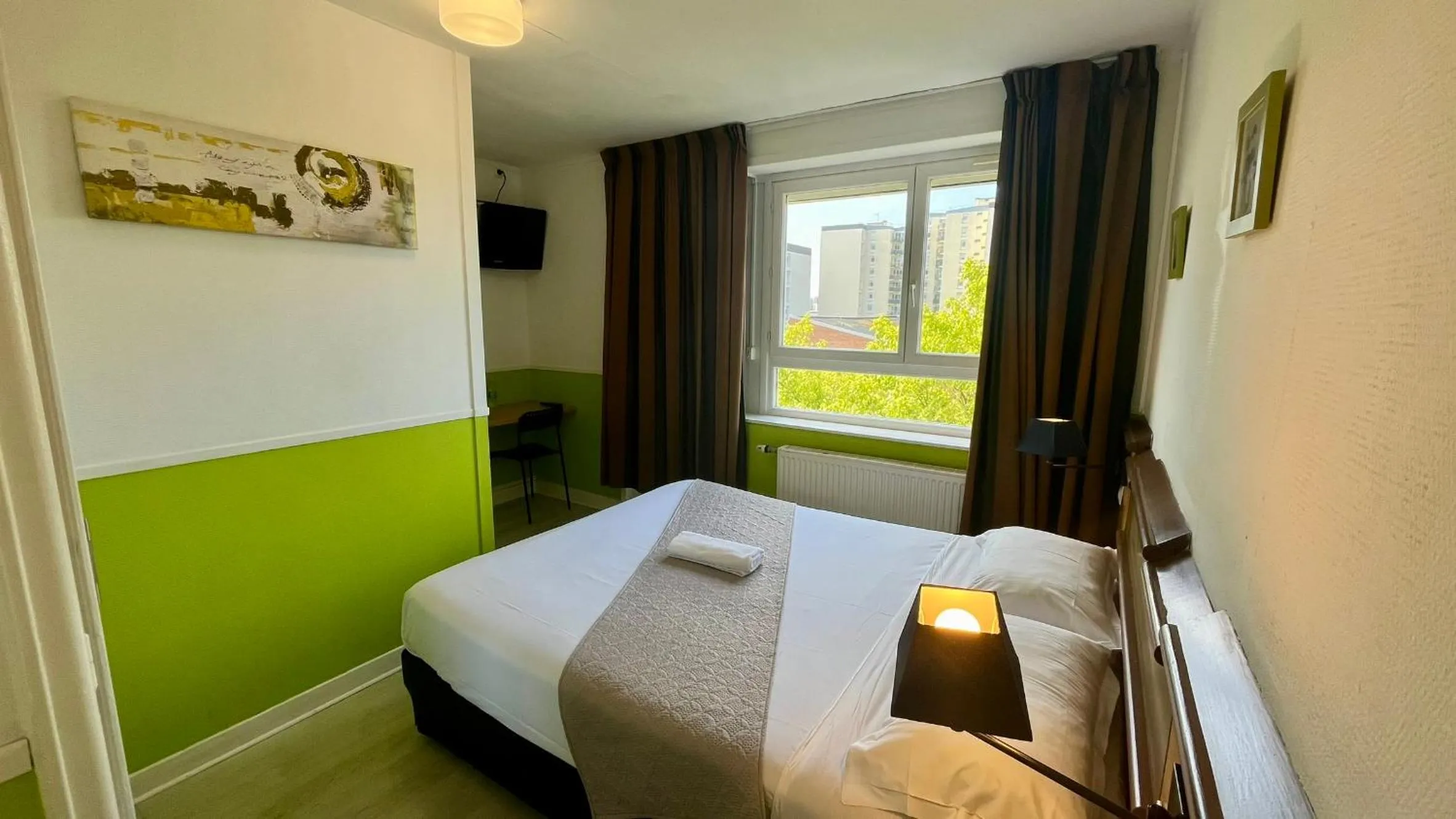 Bed in Hôtel OpalOriental