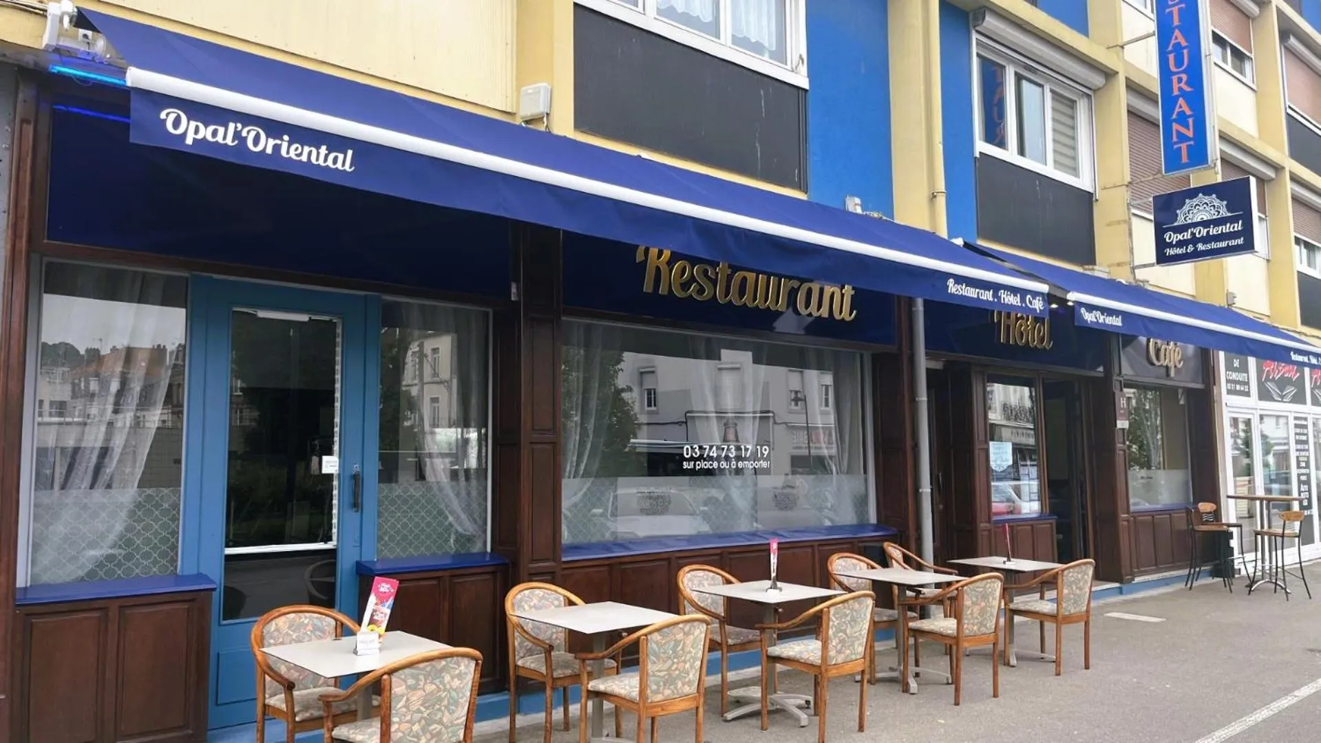 Property building in Hôtel OpalOriental