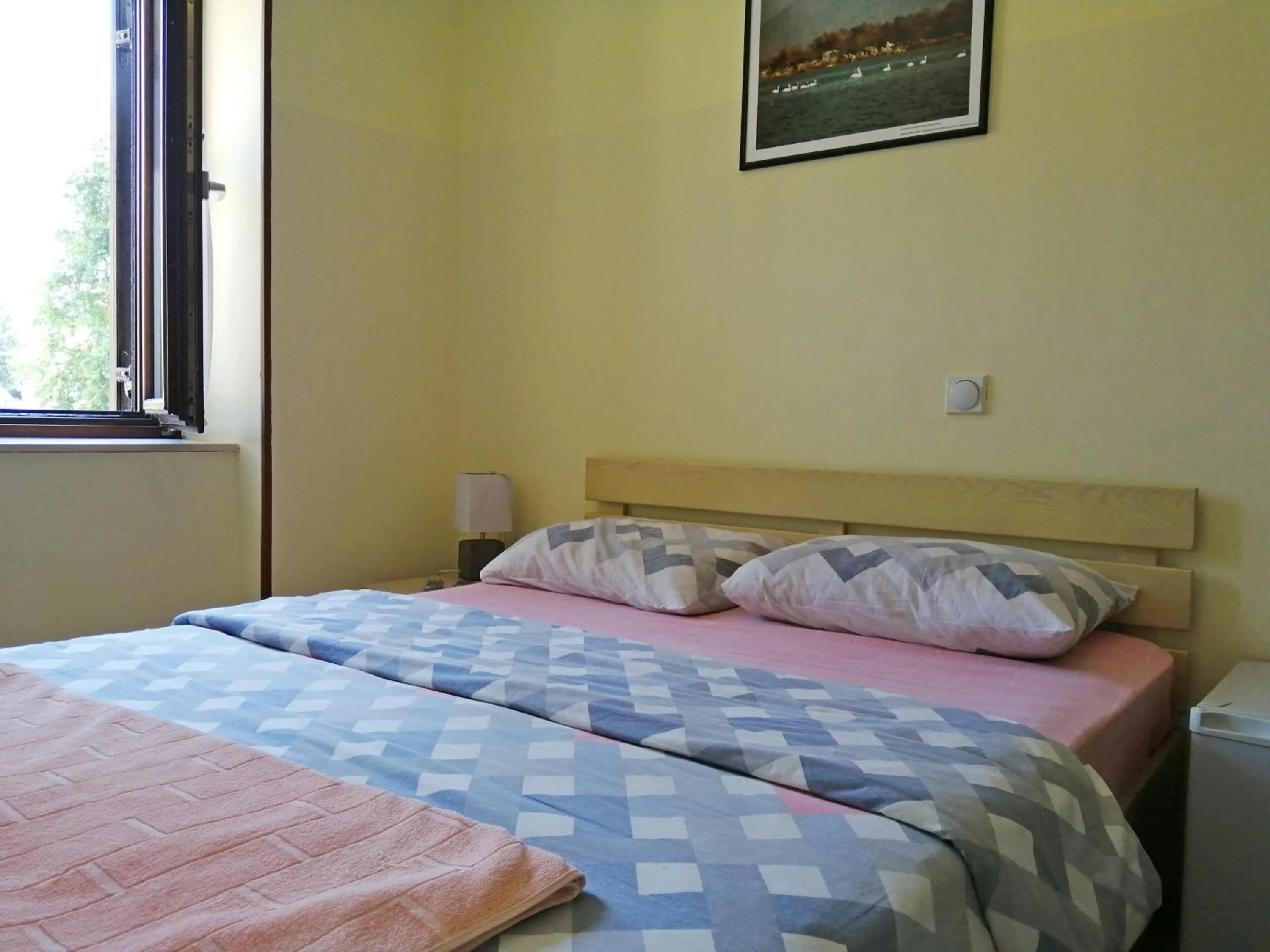 Bedroom, Bed in Hotel Pelikan