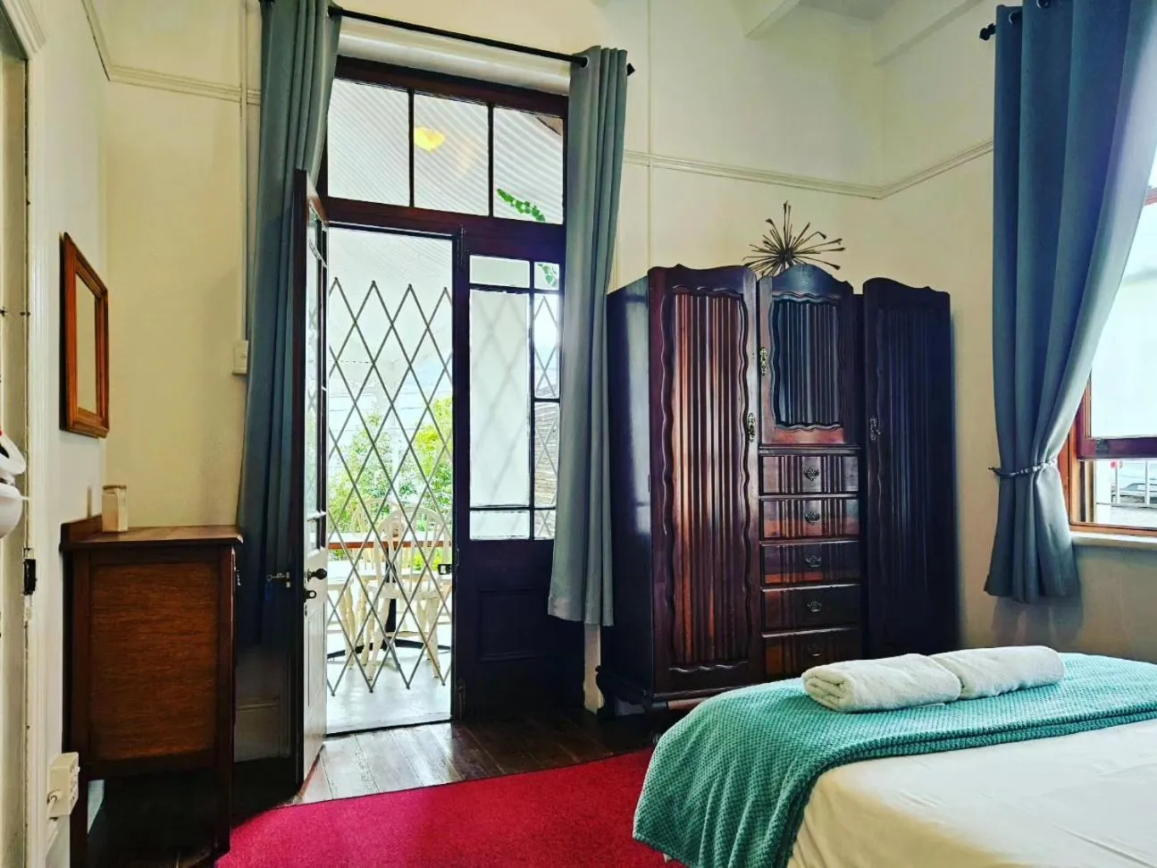 Photo of the whole room, Bed in Kelkiewyn Guesthouse Caledon