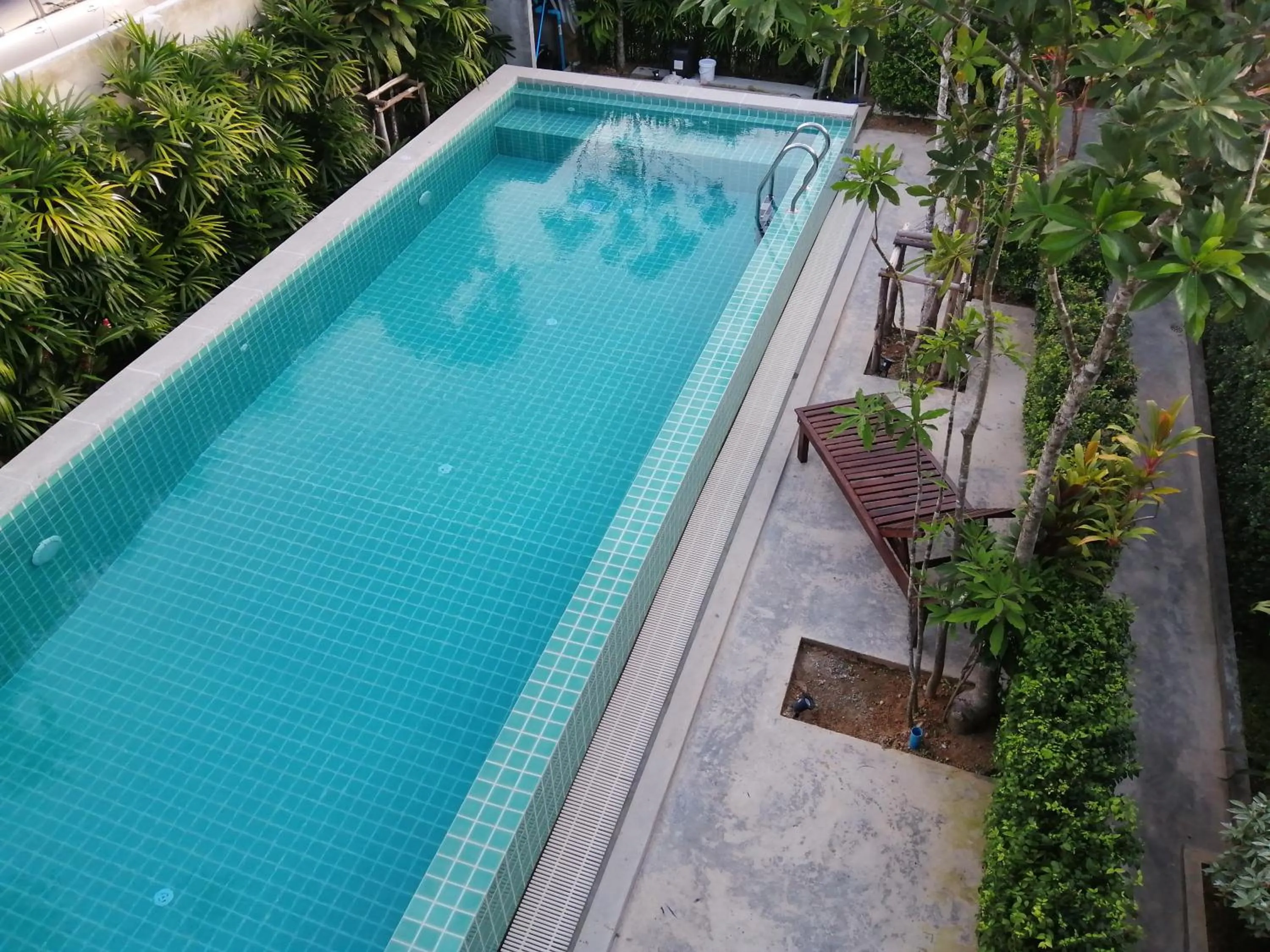 Pool view in JR Place