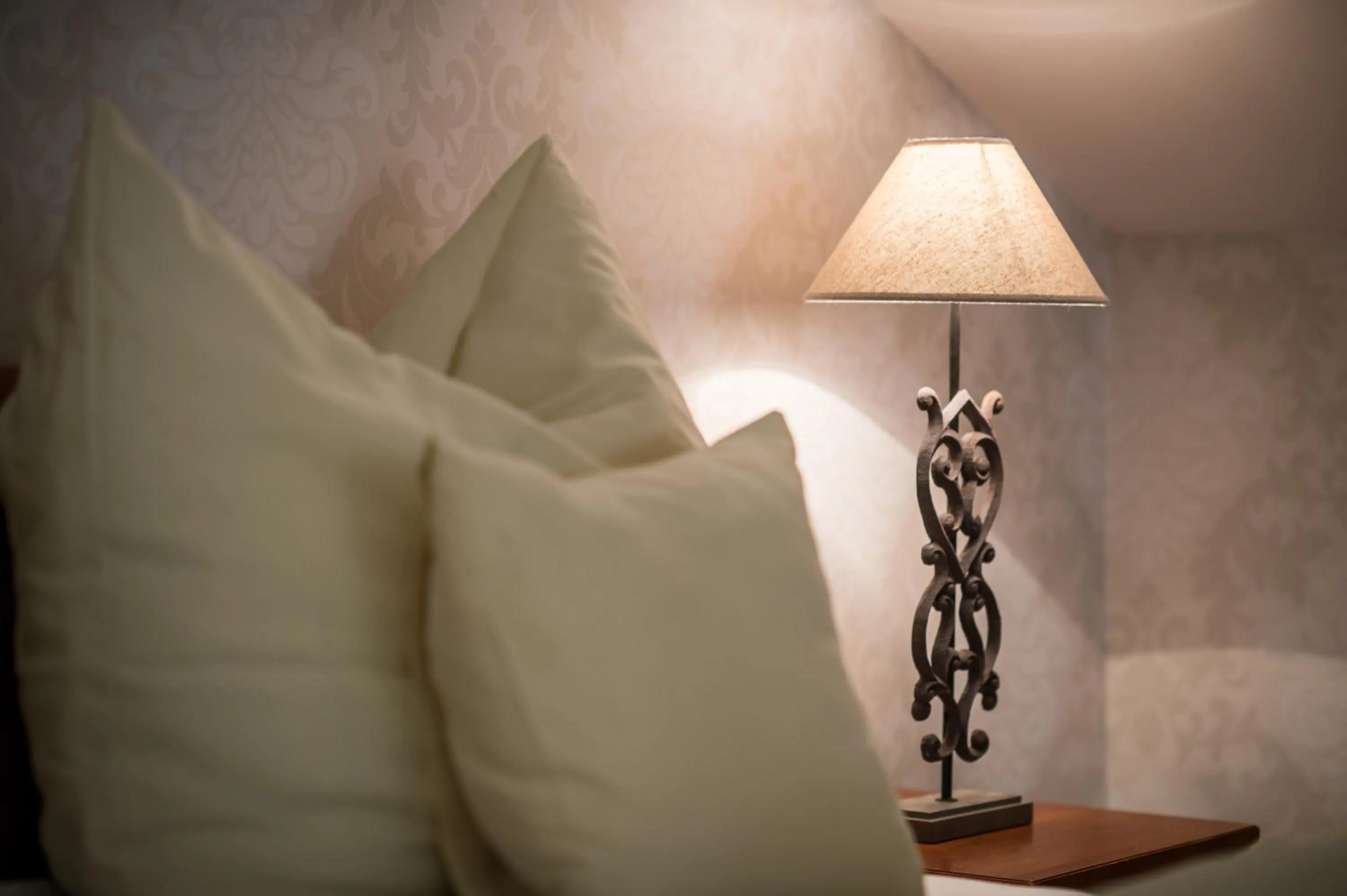 Romantic Studio with Sea View in Wy & Spa