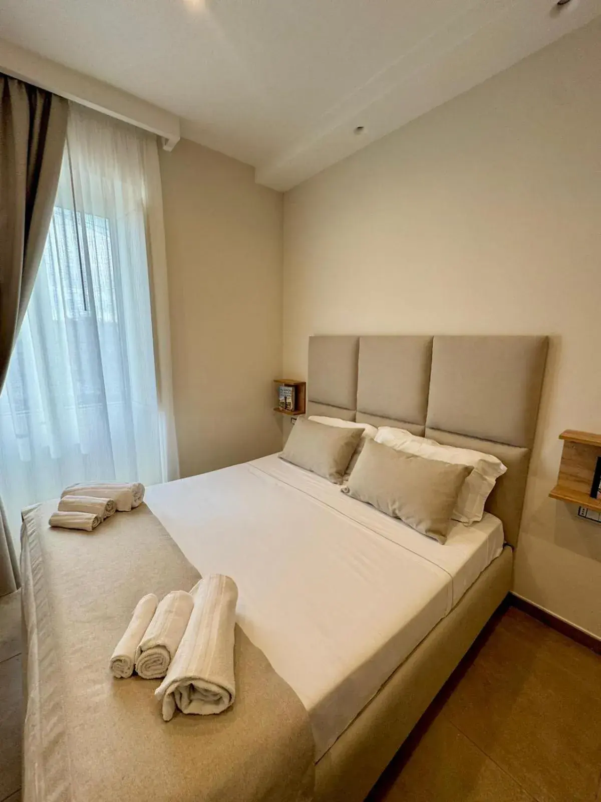 Triple Room with Private Bathroom in Philip Royal Triple Room with Private Bathroom in Philip Royal