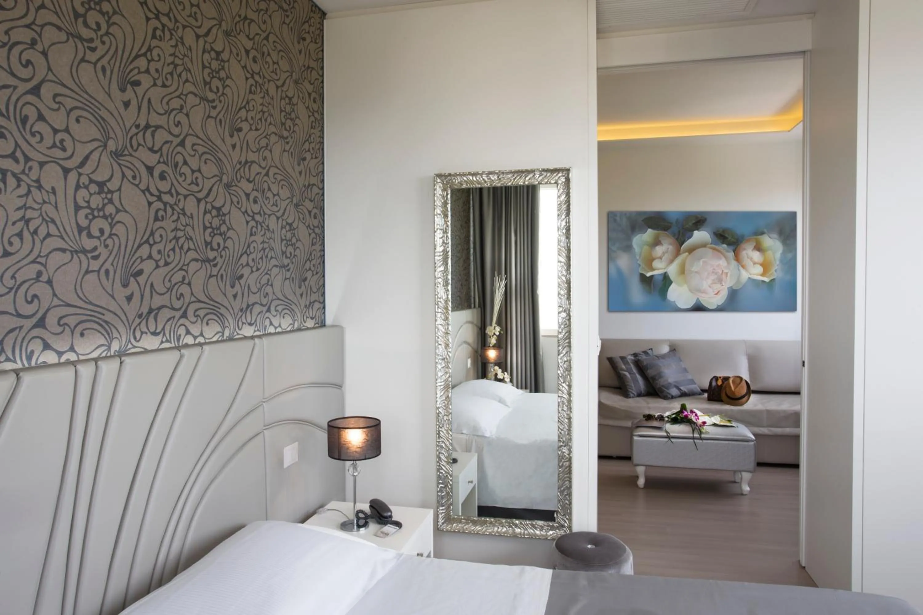 Summer, Bed in Hotel Riviera