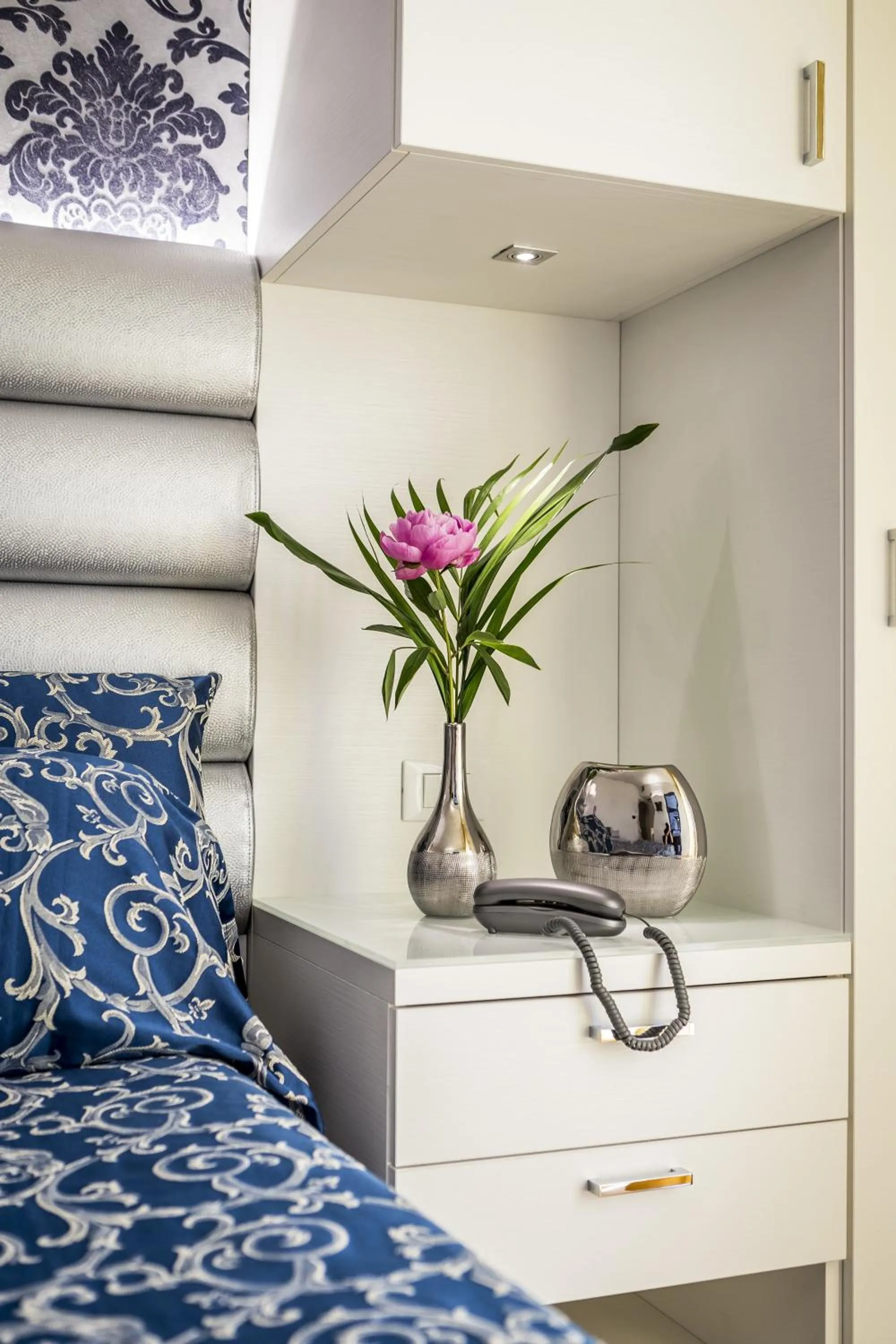 Decorative detail, Bed in Hotel Riviera