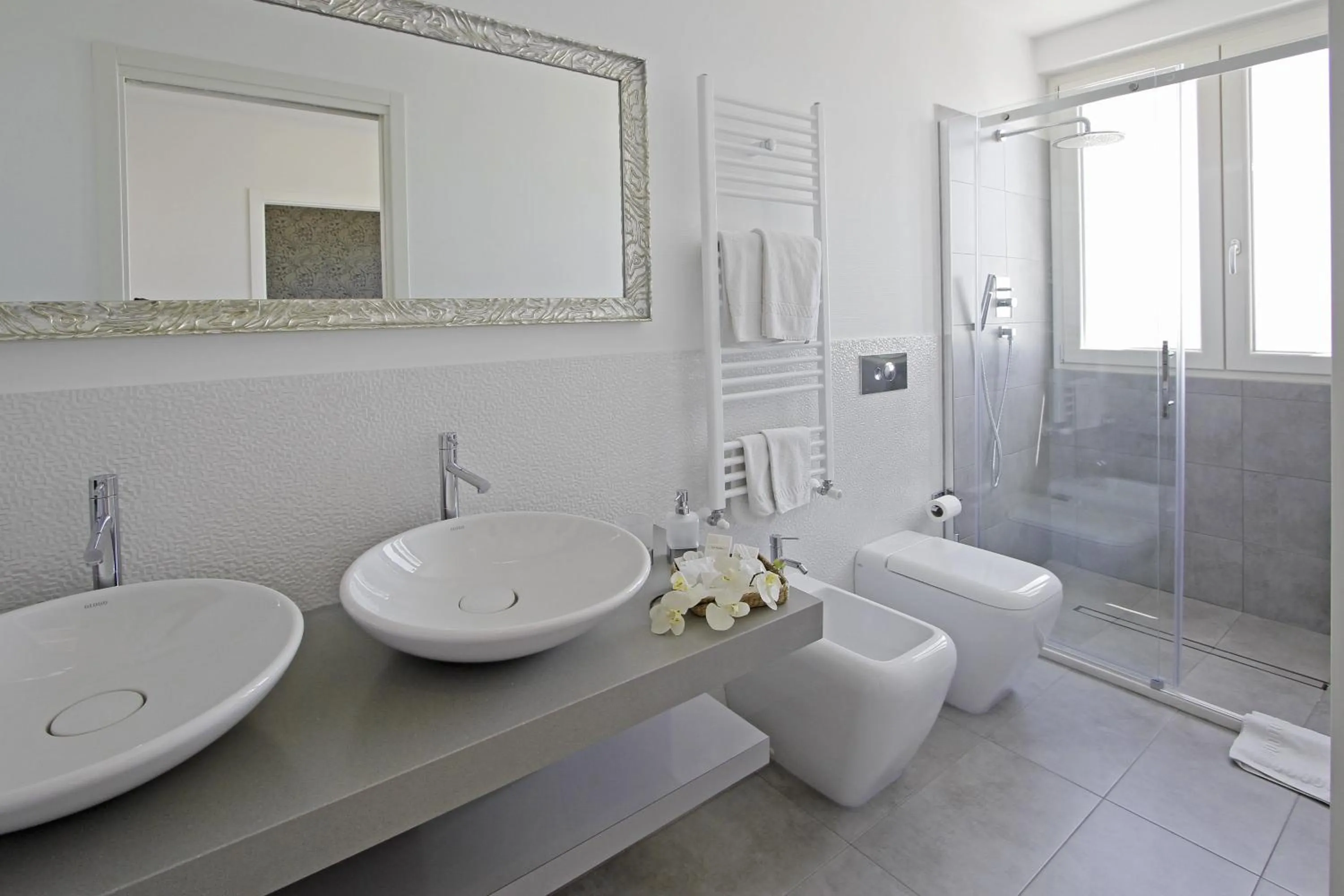 Bathroom in Hotel Riviera