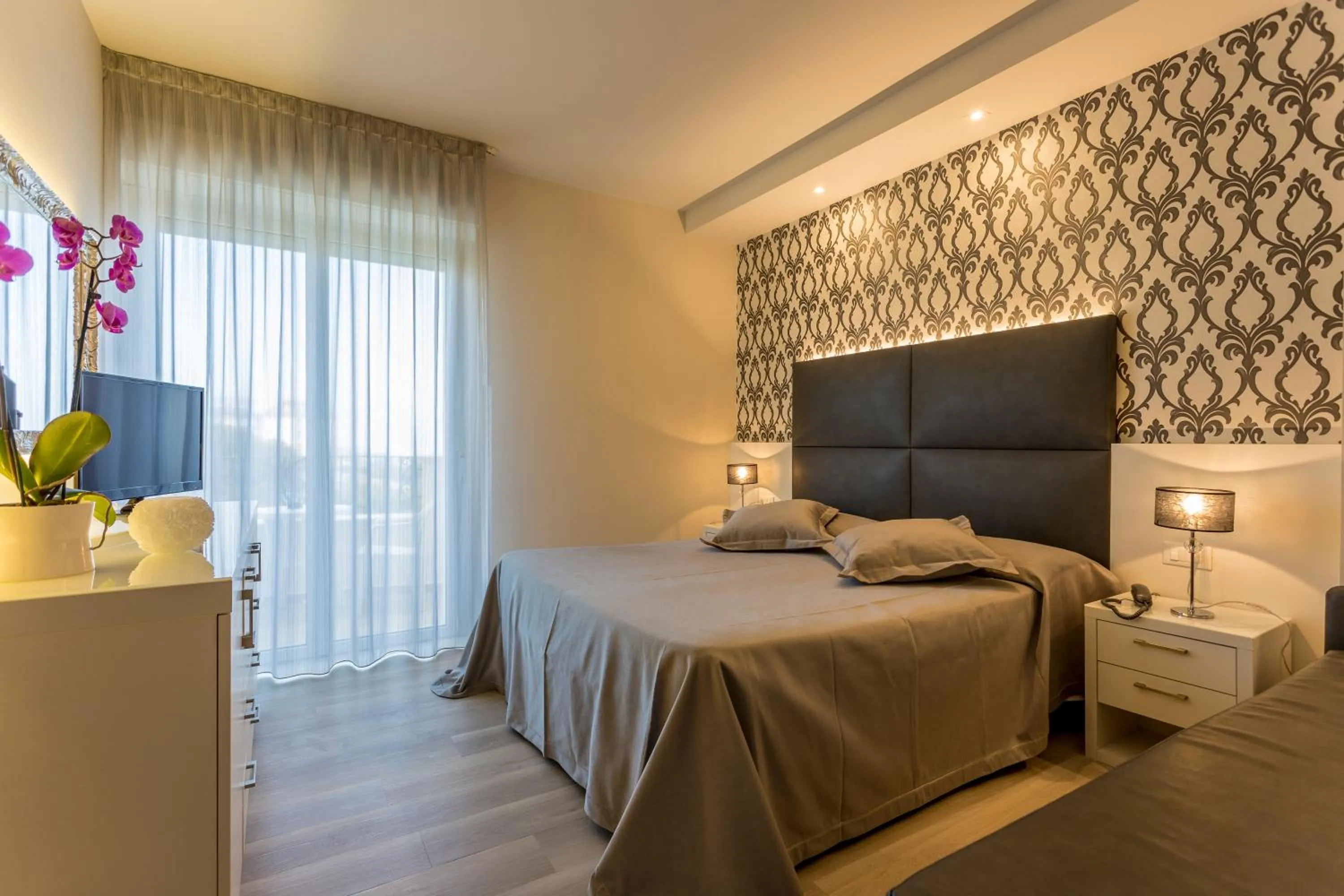 Photo of the whole room, Bed in Hotel Riviera