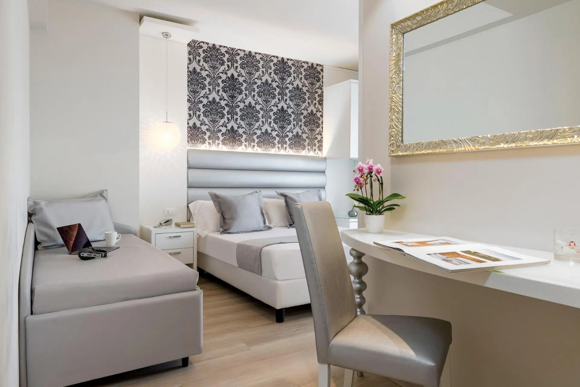 Bedroom in Hotel Riviera