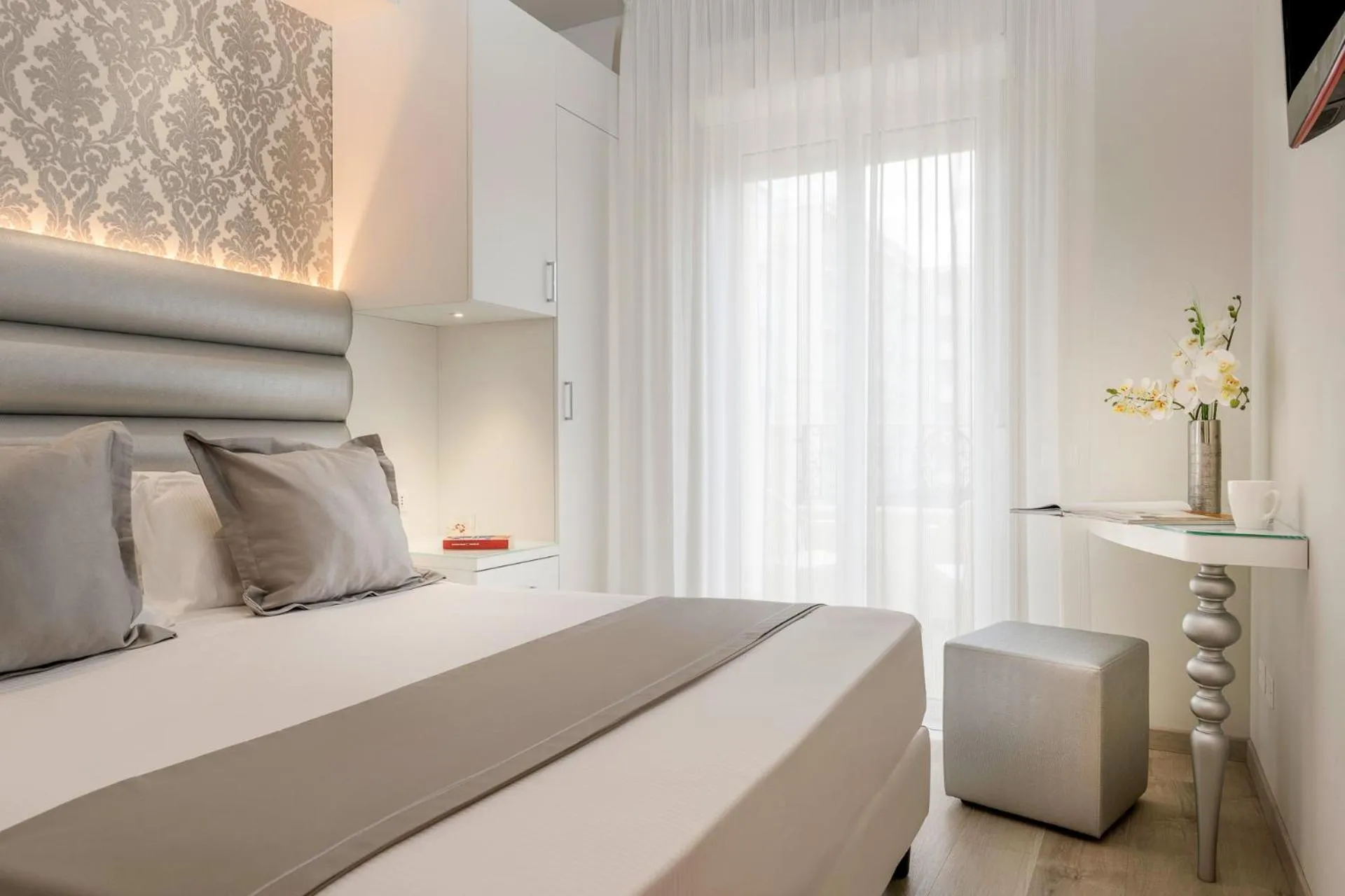 Photo of the whole room, Bed in Hotel Riviera