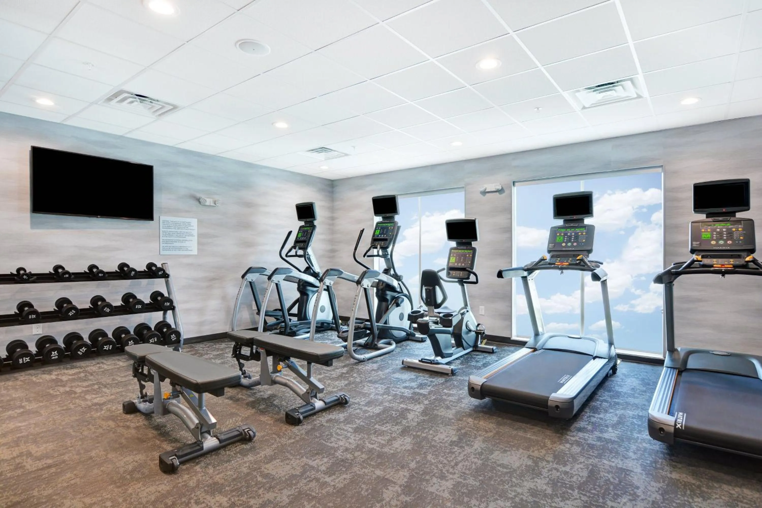 Fitness centre/facilities in Fairfield Inn & Suites by Marriott Houston NASA/Webster