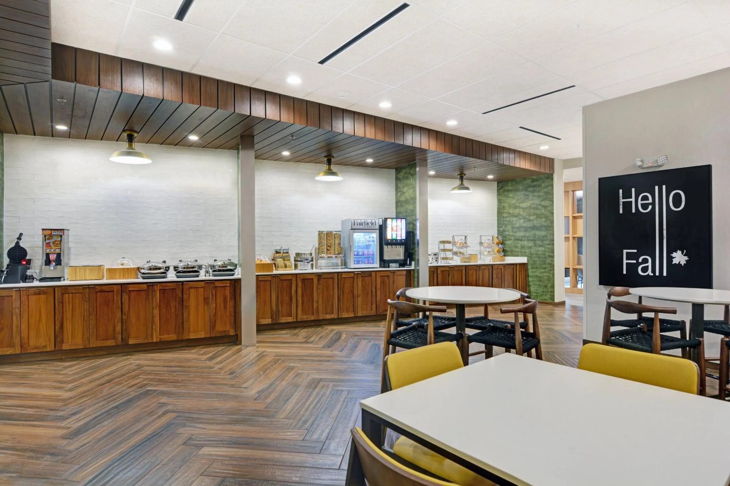 Breakfast in Fairfield Inn & Suites by Marriott Houston NASA/Webster