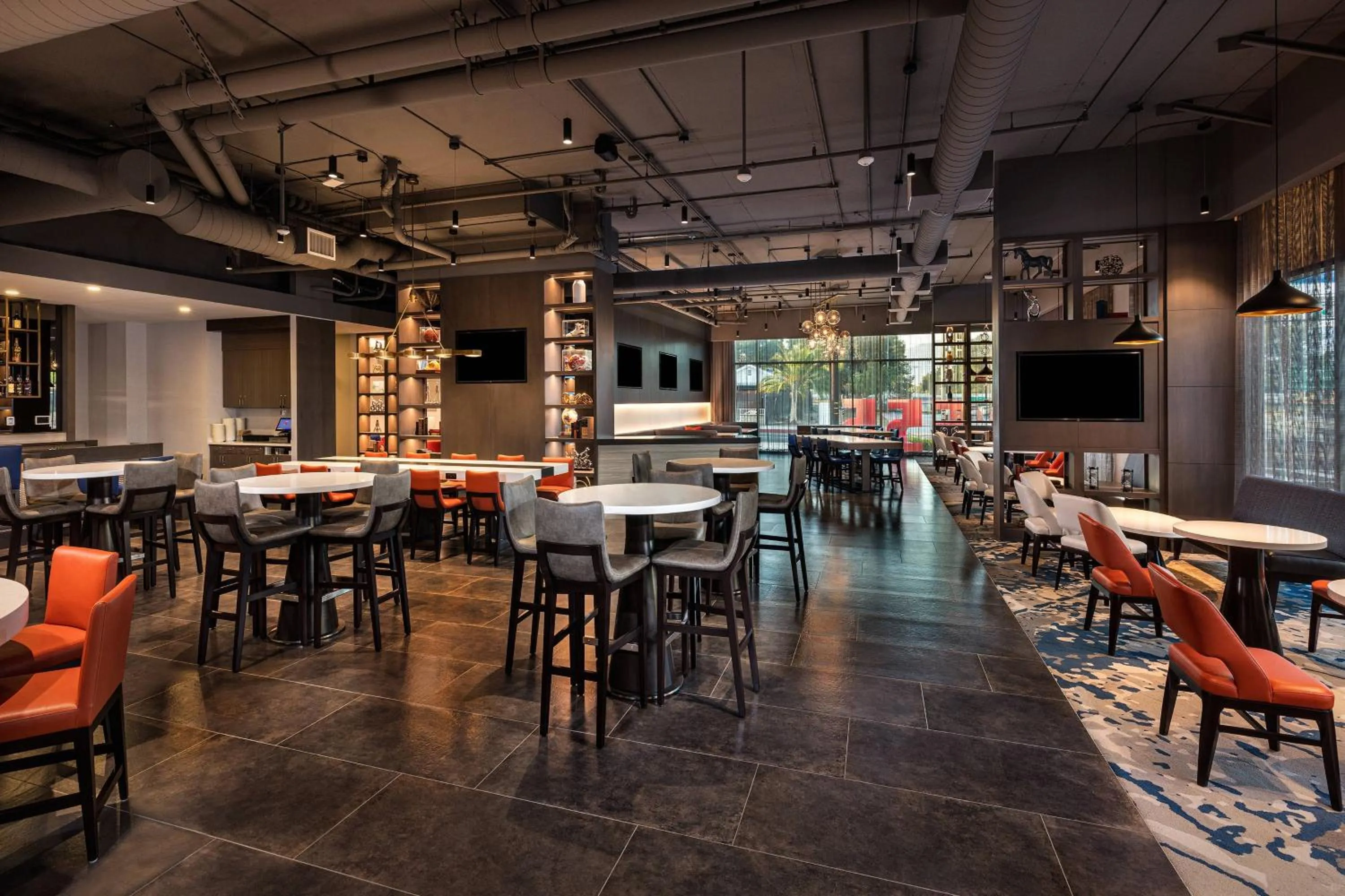 Restaurant/places to eat in Courtyard by Marriott Los Angeles Monterey Park