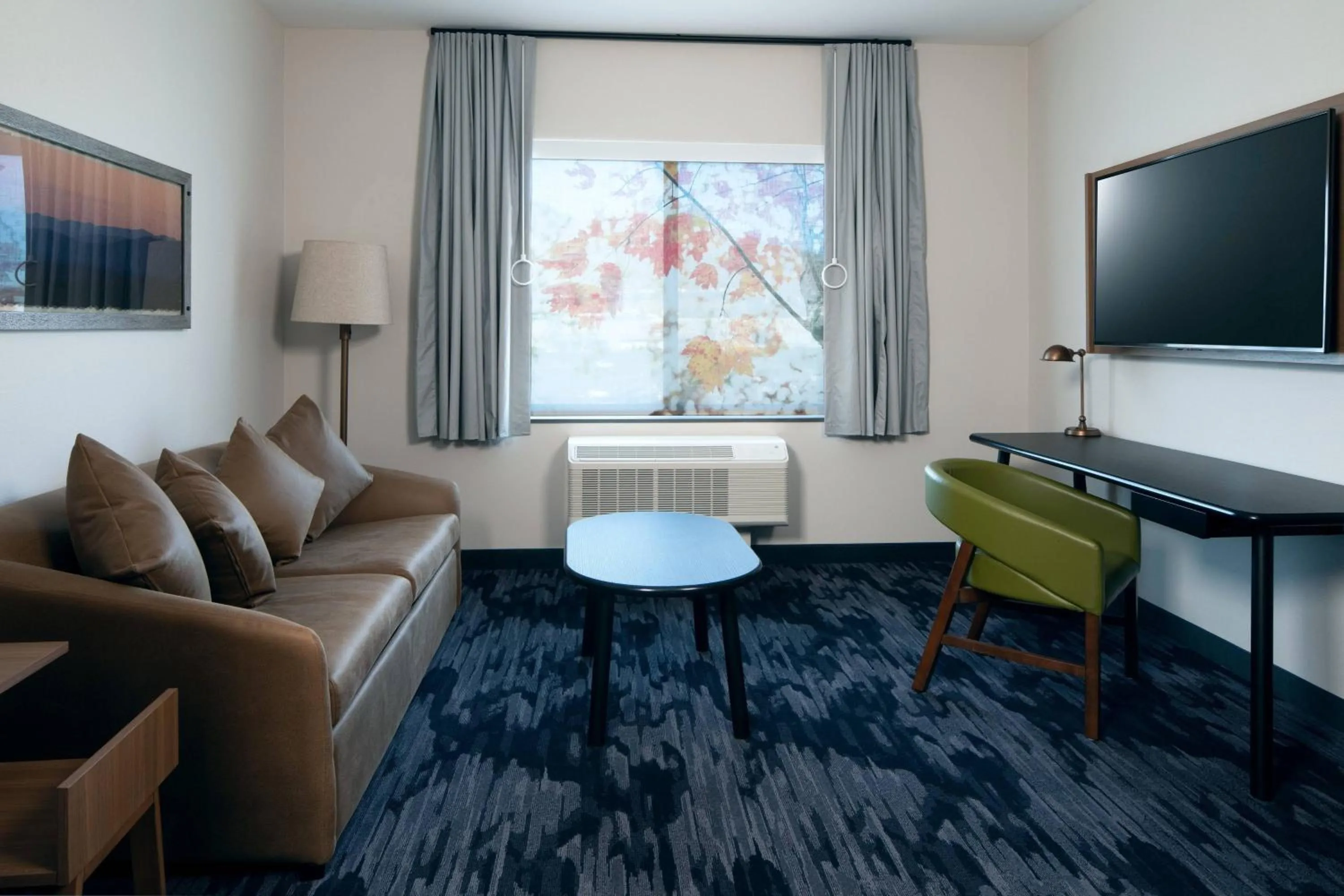 Living room in Fairfield Inn & Suites by Marriott Riverside Moreno Valley