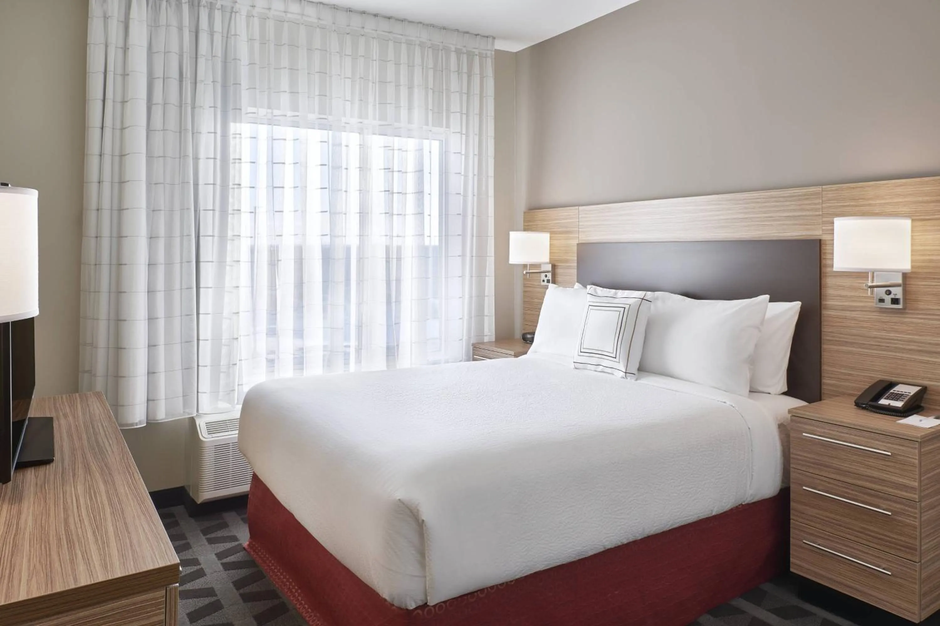 Bedroom, Bed in TownePlace Suites by Marriott Medicine Hat