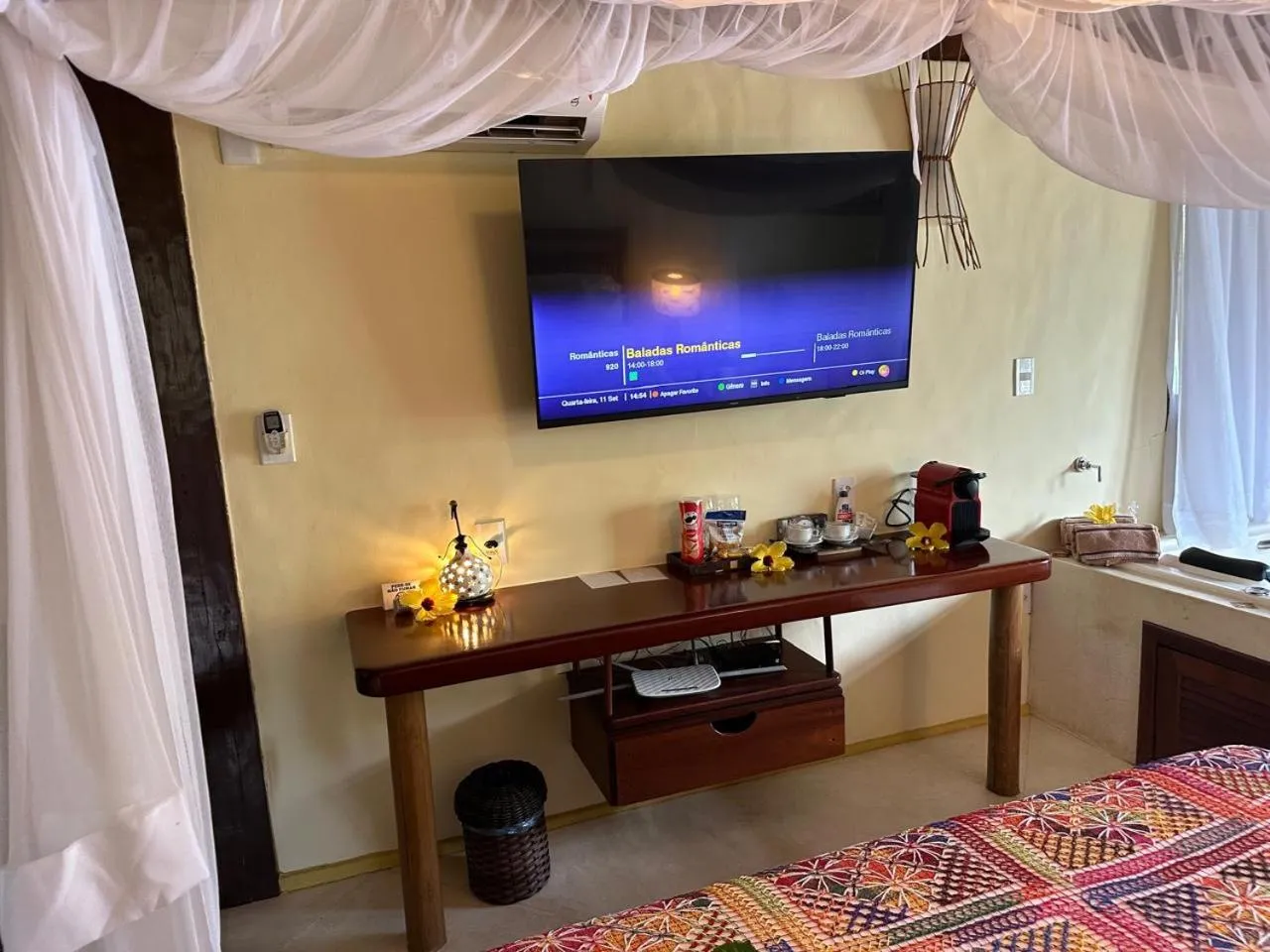 TV and multimedia, Bed in Pousada Enseada do Espelho