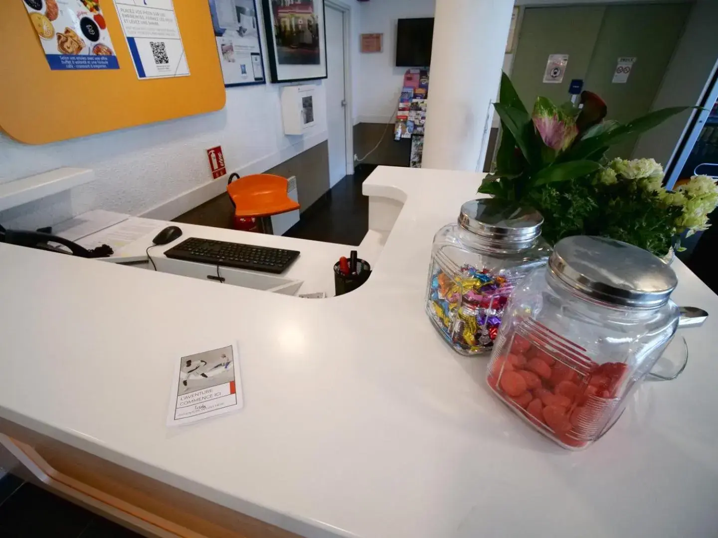 Lobby or reception in ibis budget Blois Centre Lobby or reception in ibis budget Blois Centre