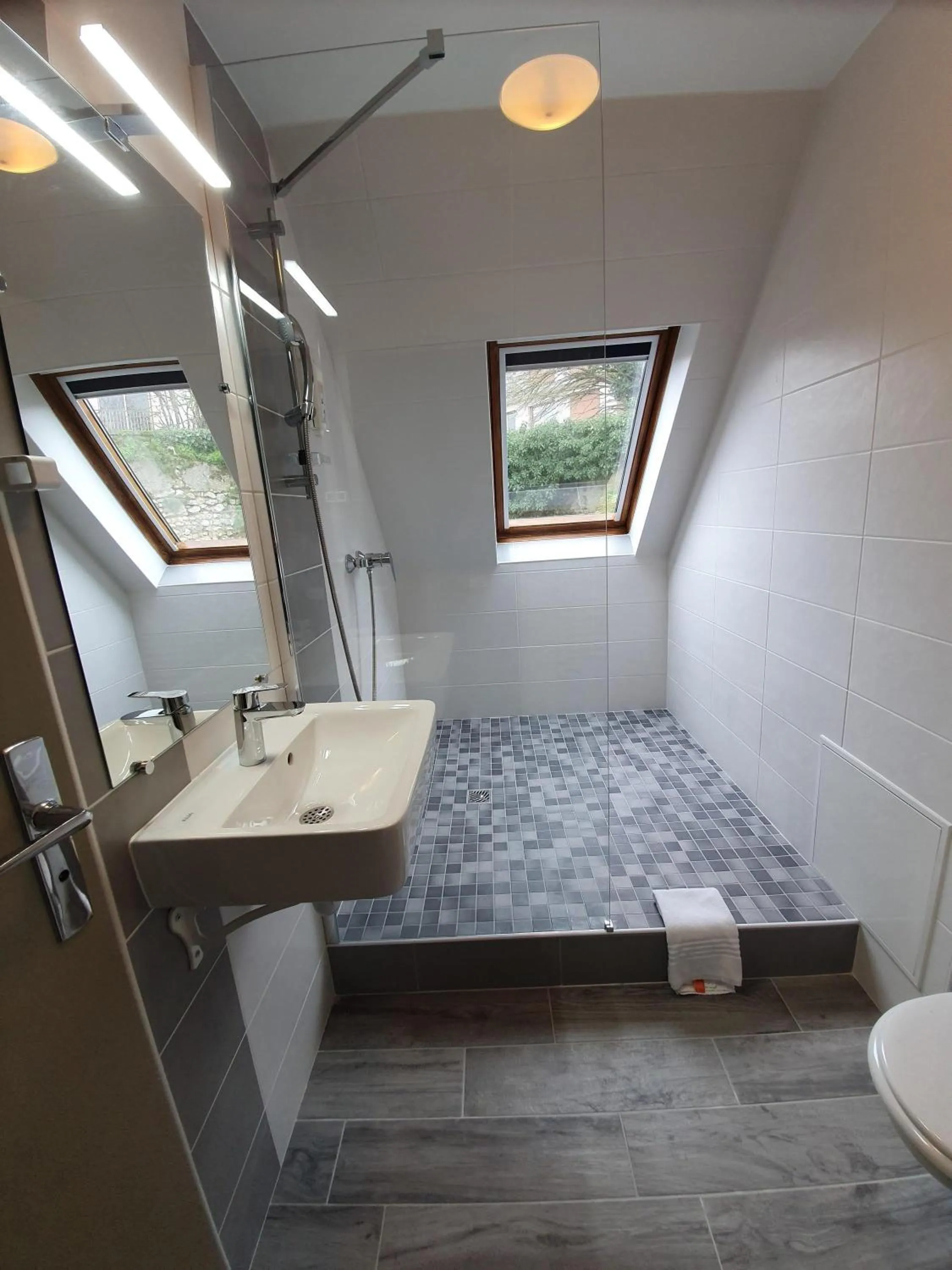 Bedroom in ibis budget Blois Centre