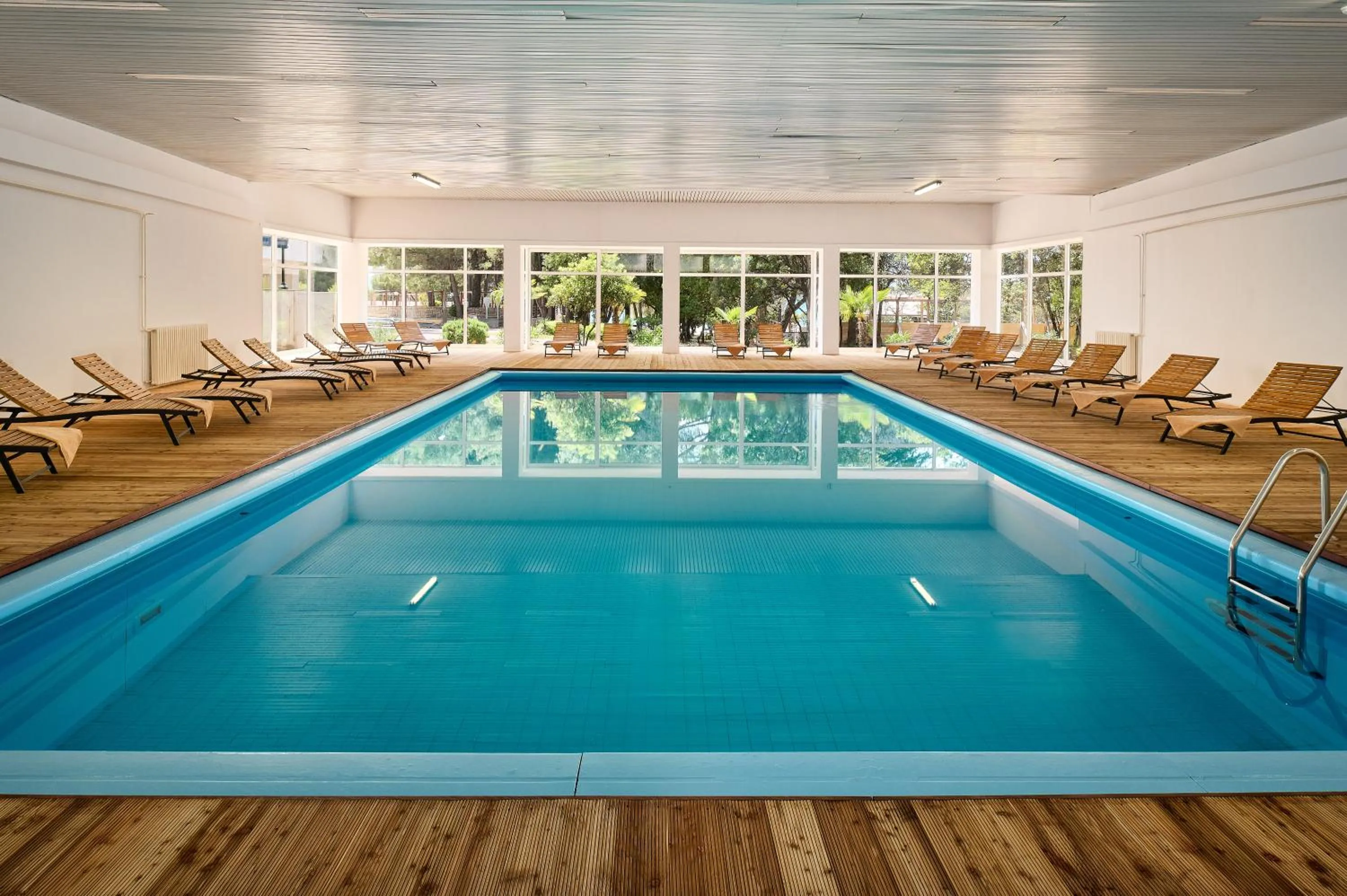 Swimming pool in Ville Imperial Vodice