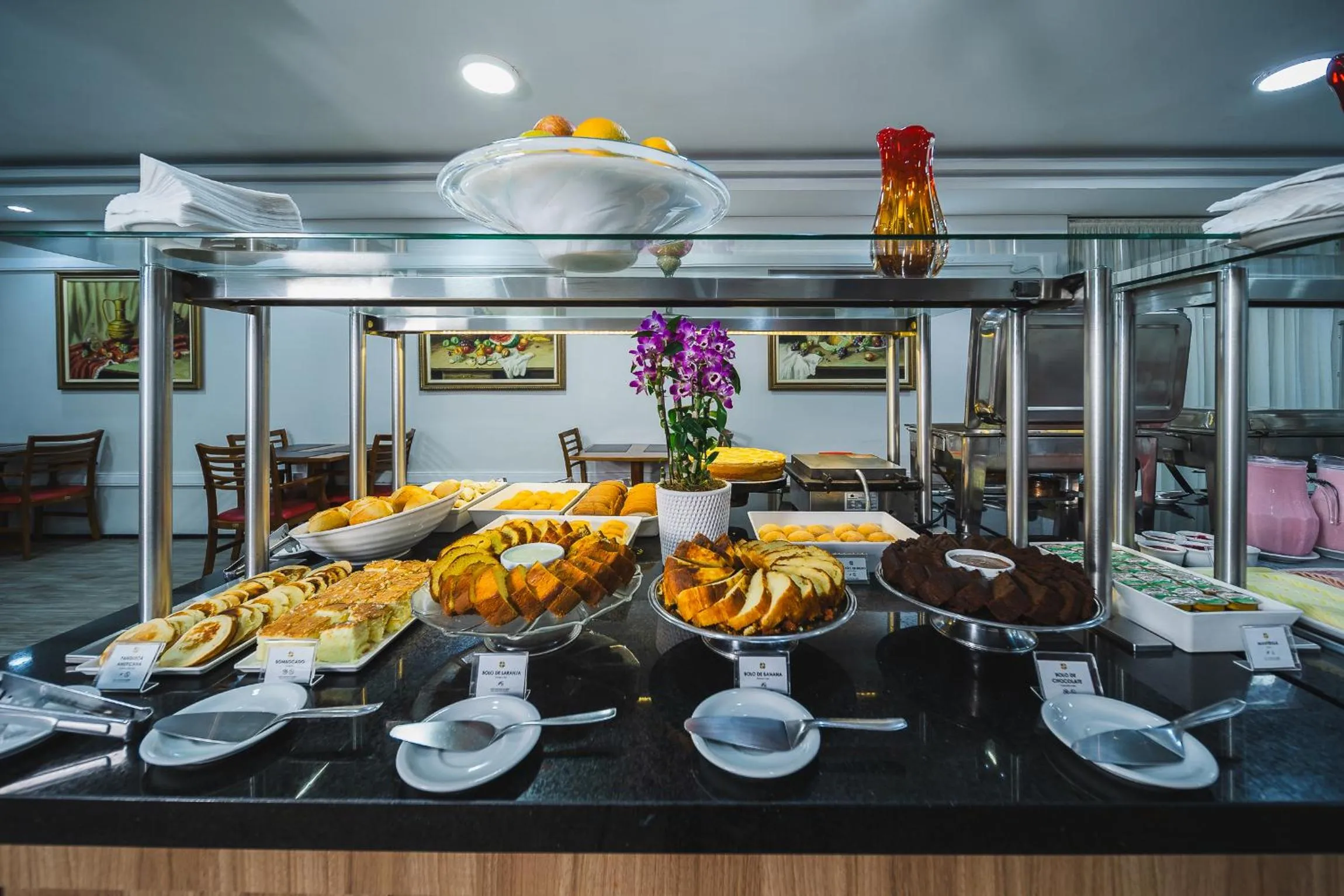 Breakfast in Hotel Golden Park Curitiba By Nacional Inn