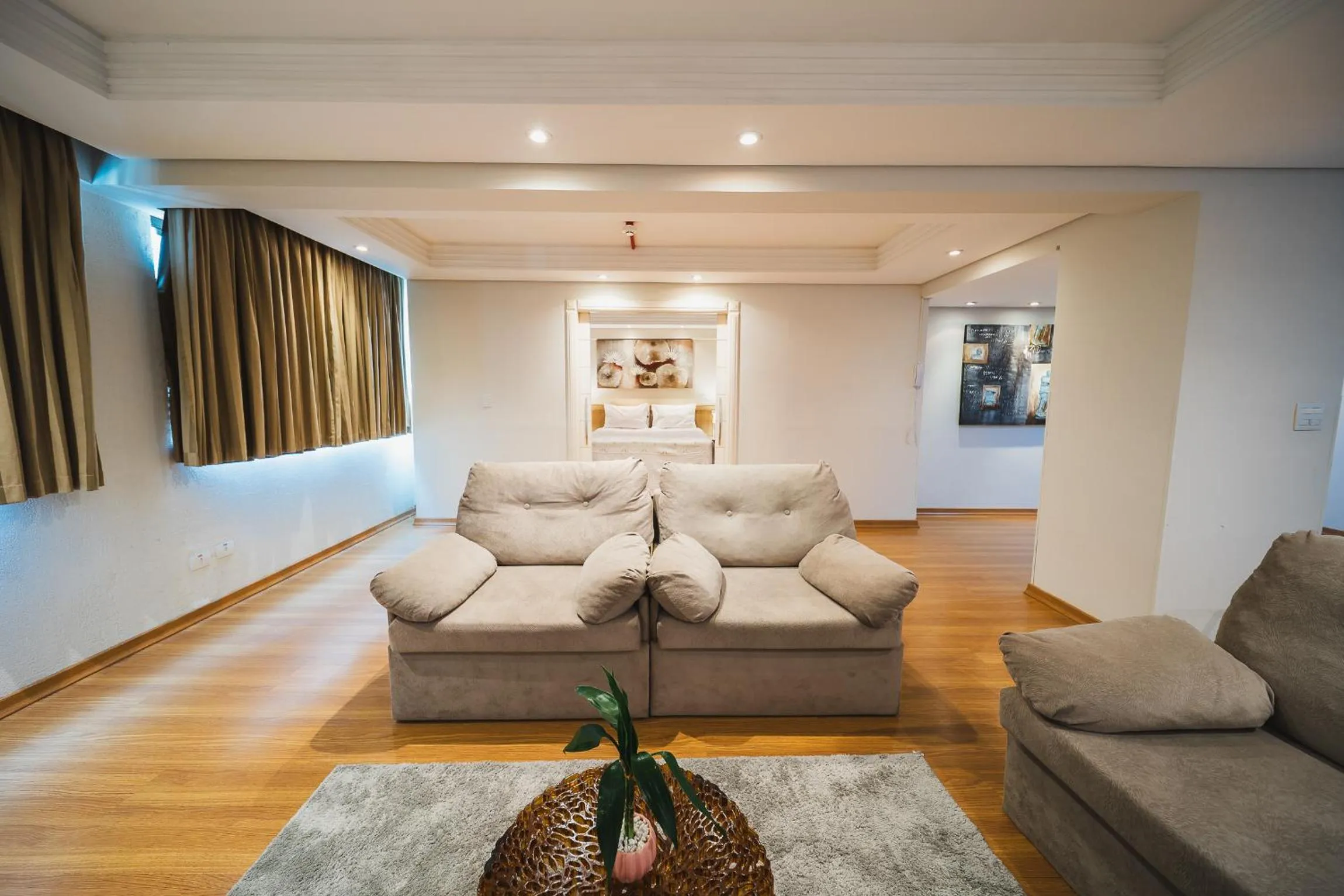 Living room in Hotel Golden Park Curitiba By Nacional Inn