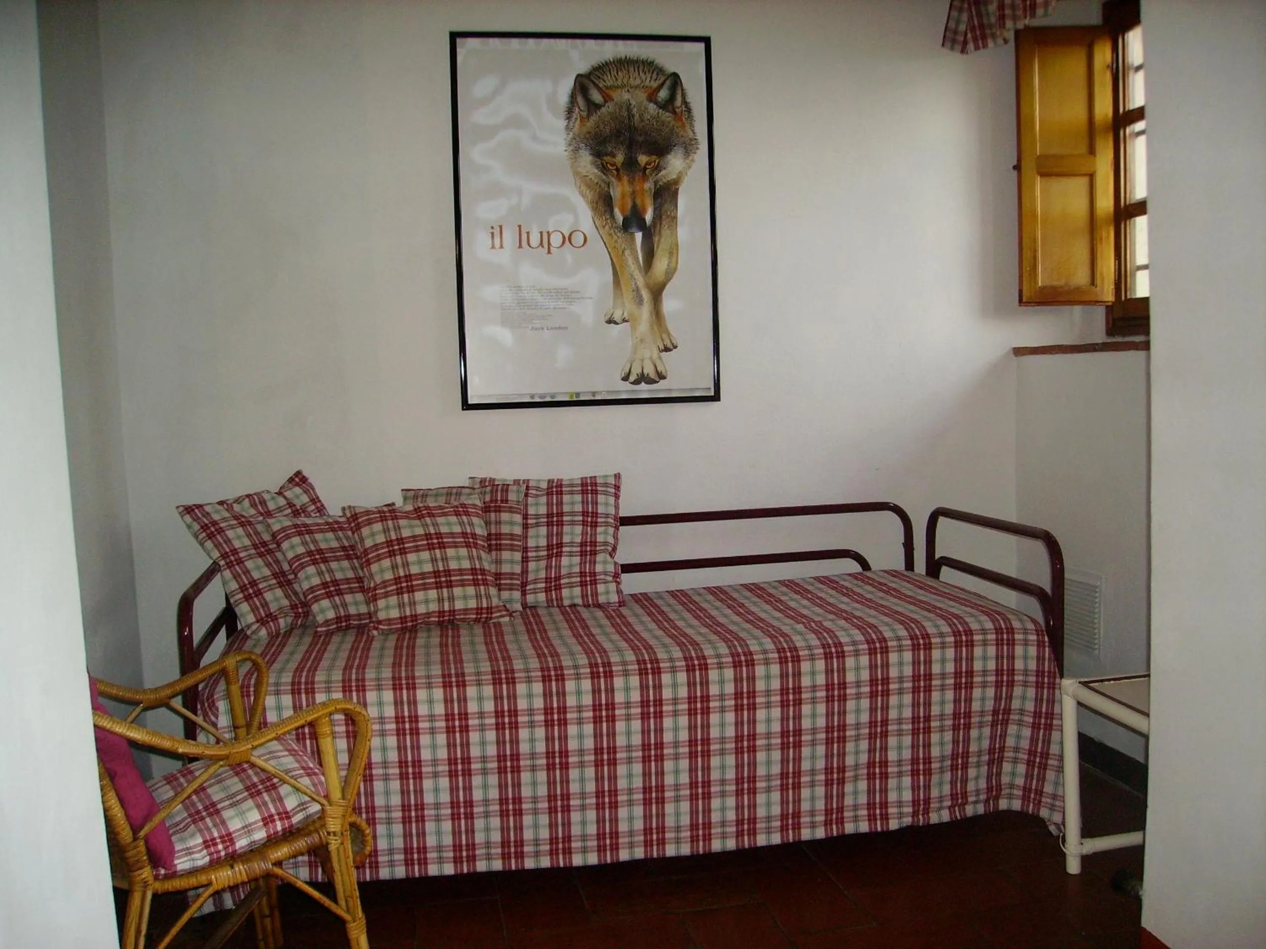 Bed in Fattoria Gambaro di Petrognano