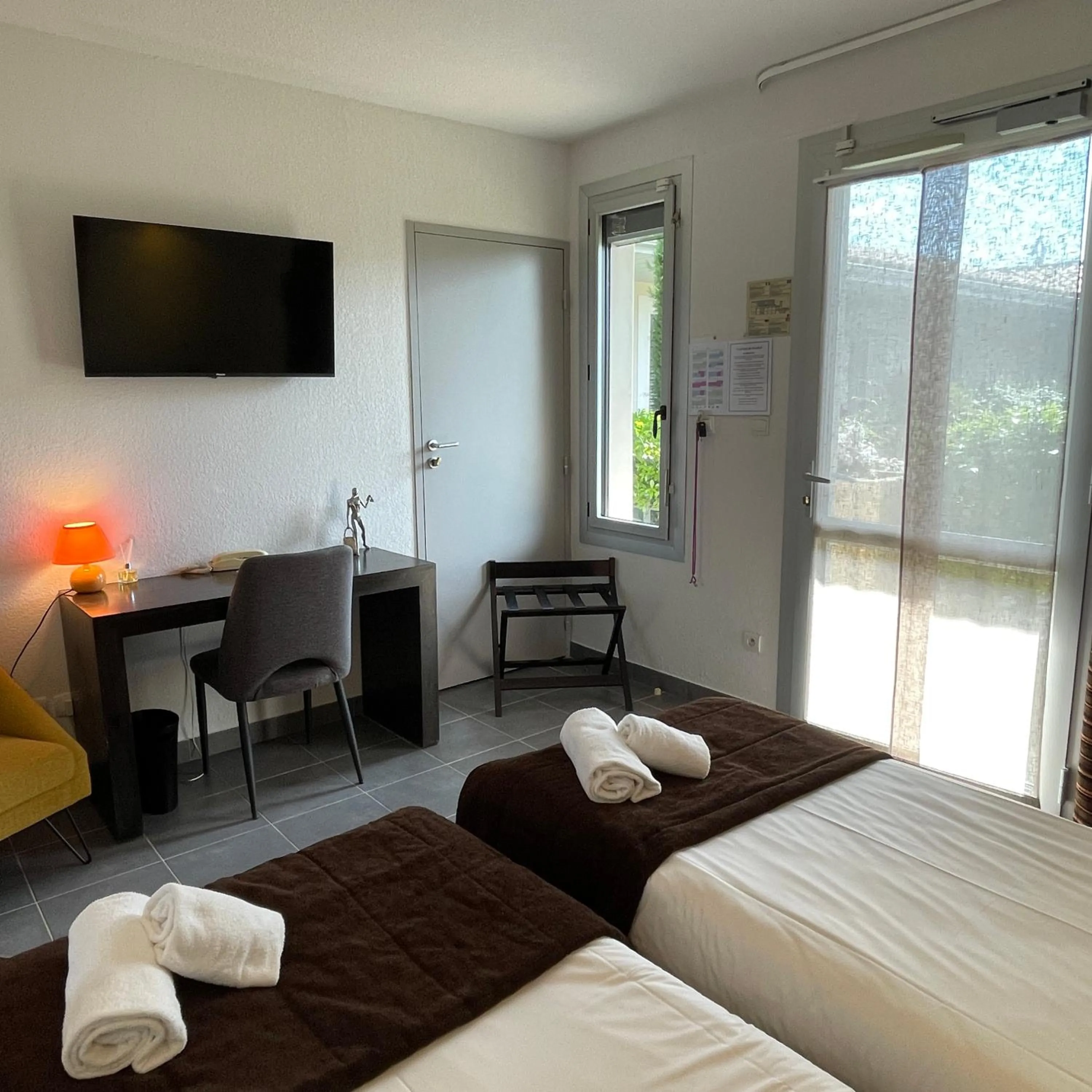 Bed in Patio De Violette