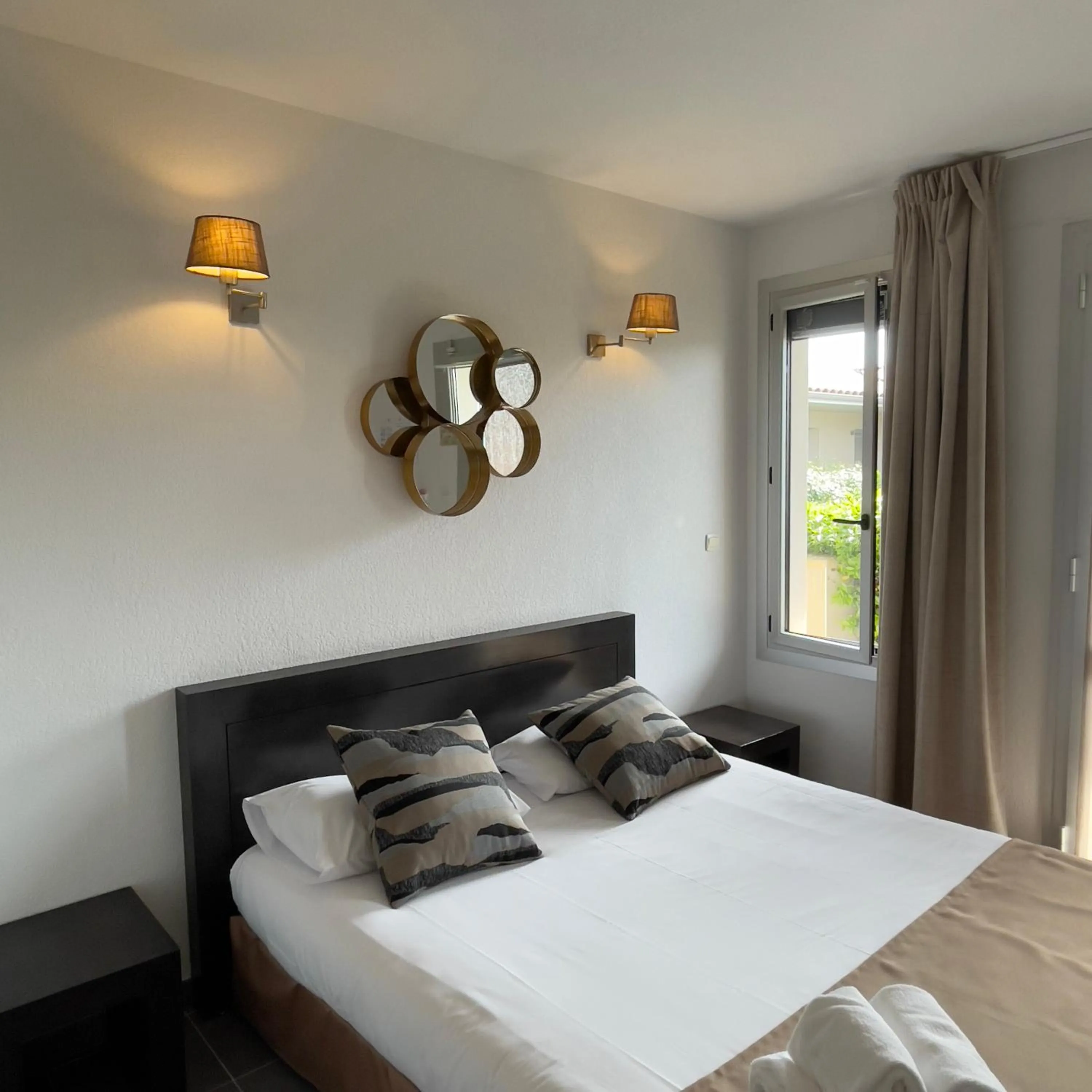 Bed in Patio De Violette