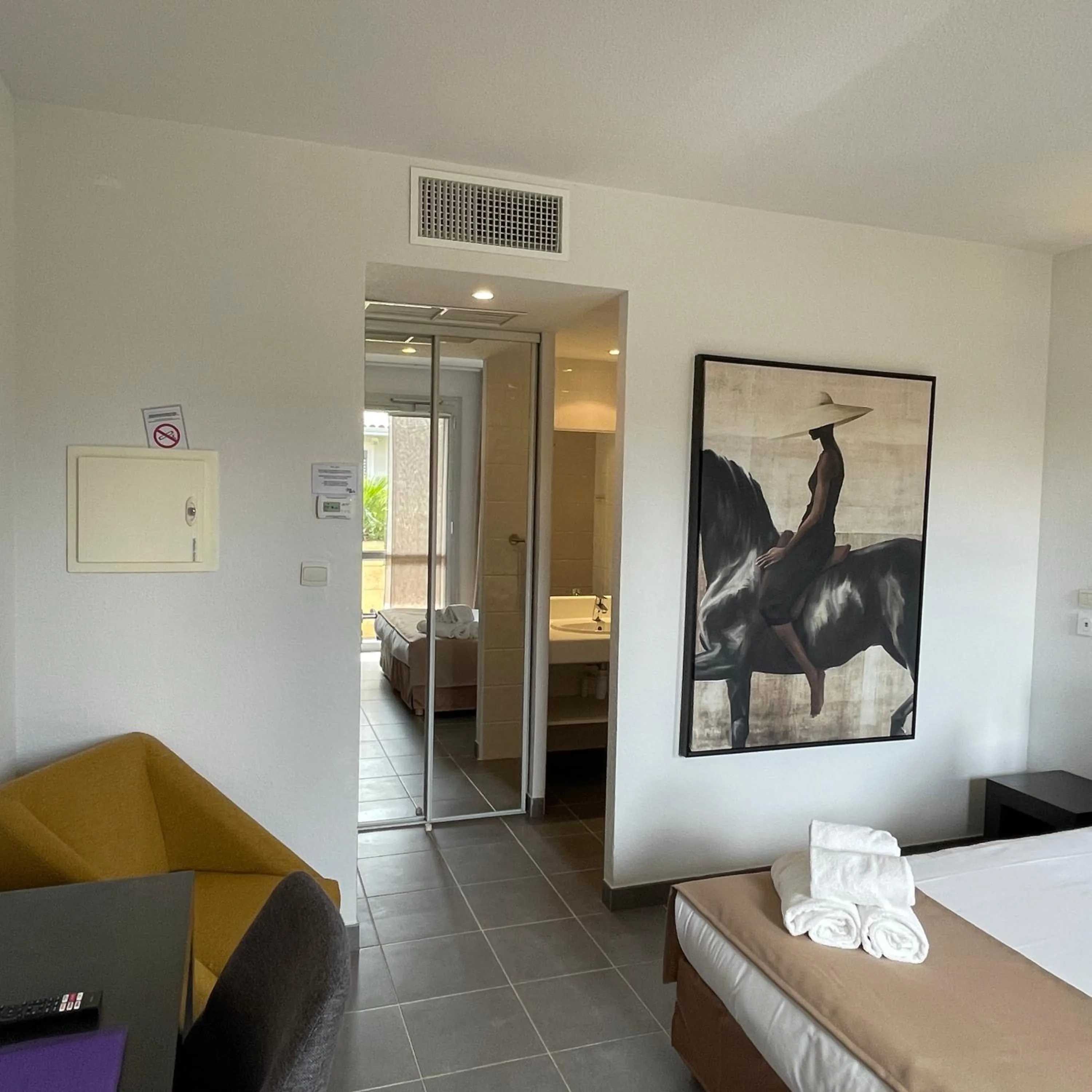 Bed in Patio De Violette