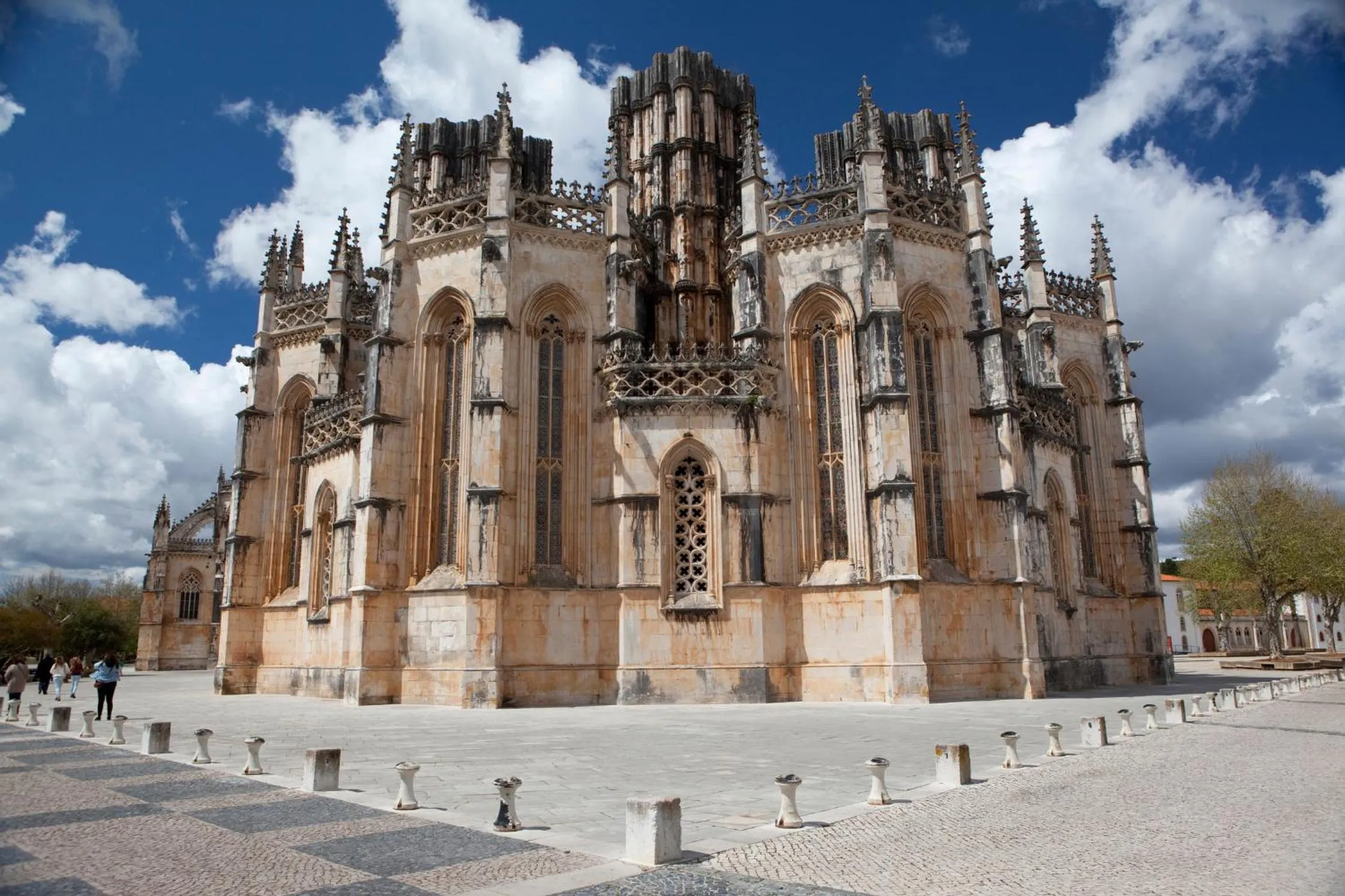 Nearby landmark in Glass Boutique - Rooms & Suites