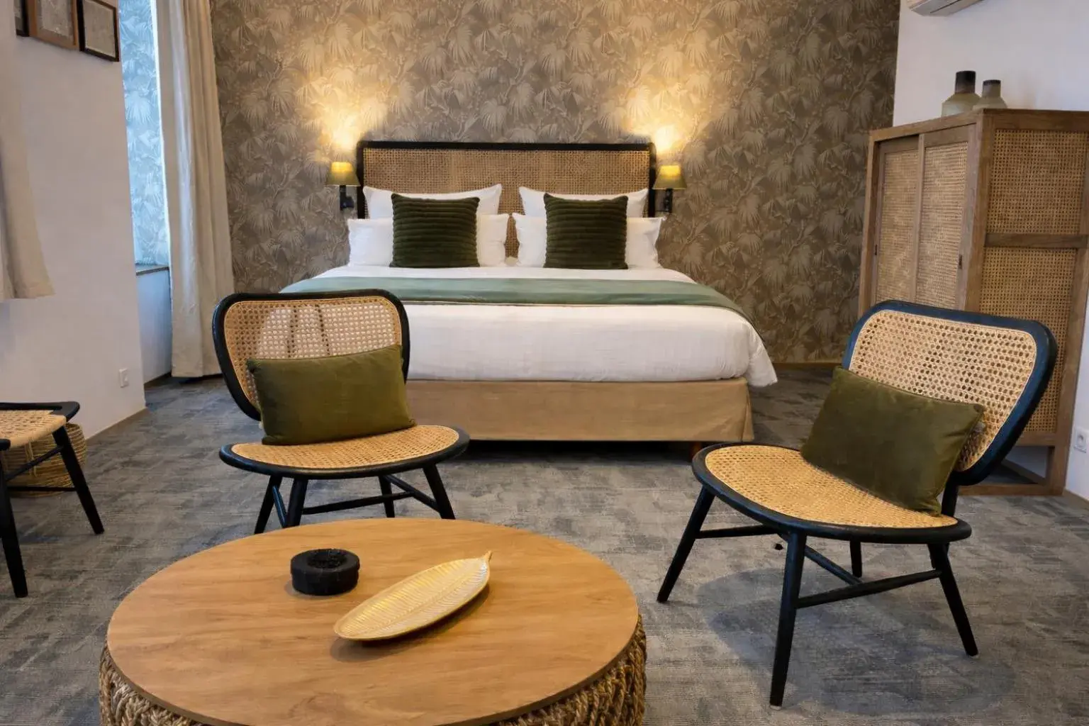 Family Junior Suite in Cit'Hotel Hôtel de France et d'Europe Family Junior Suite in Cit'Hotel Hôtel de France et d'Europe