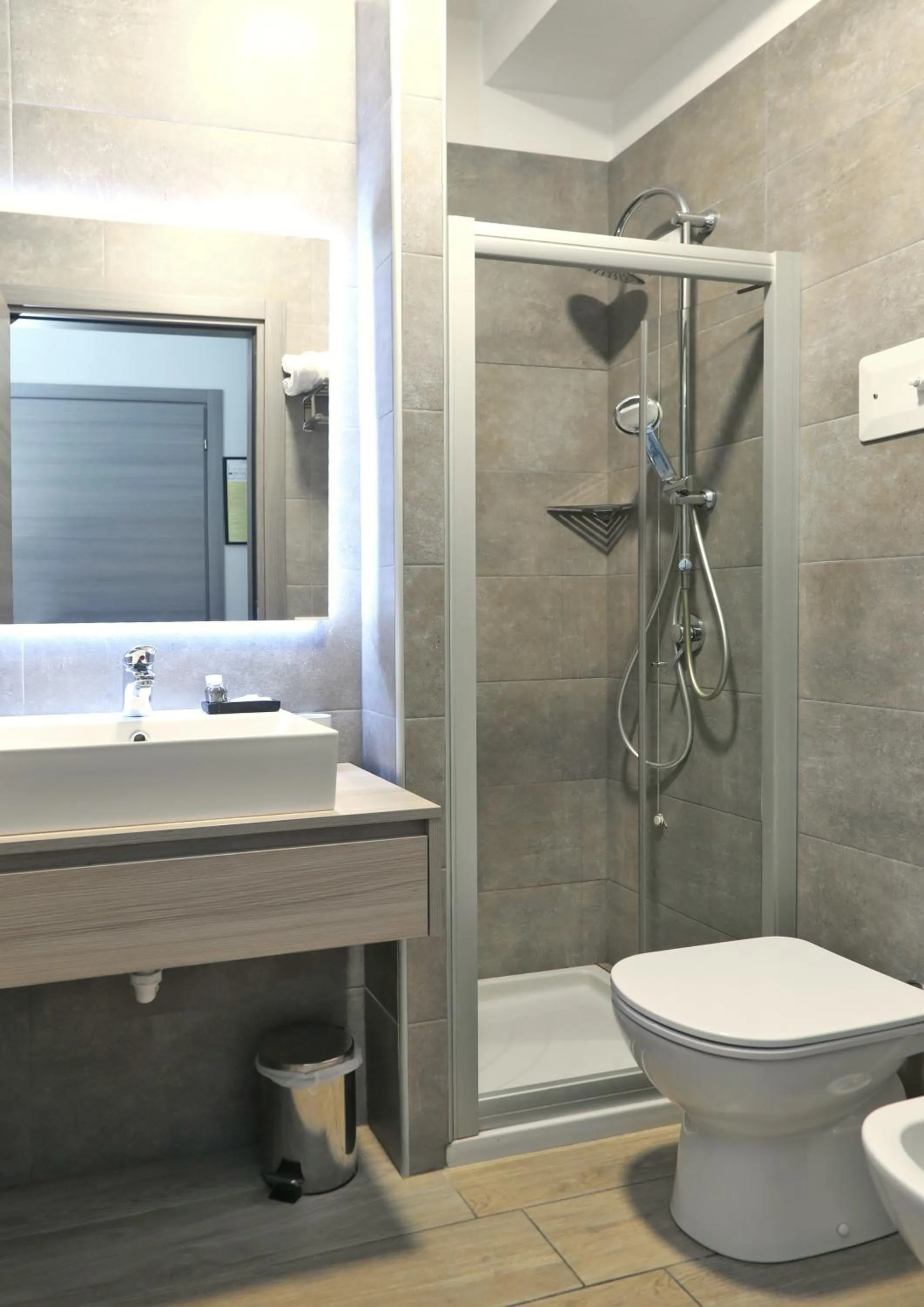 Shower in Hotel Residenza Alighieri