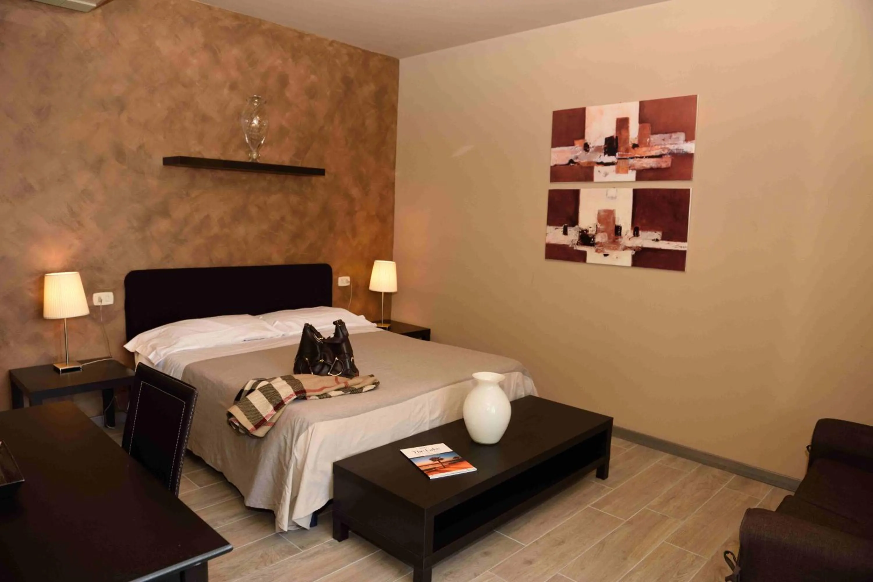 TV and multimedia, Bed in Hotel Residenza Alighieri