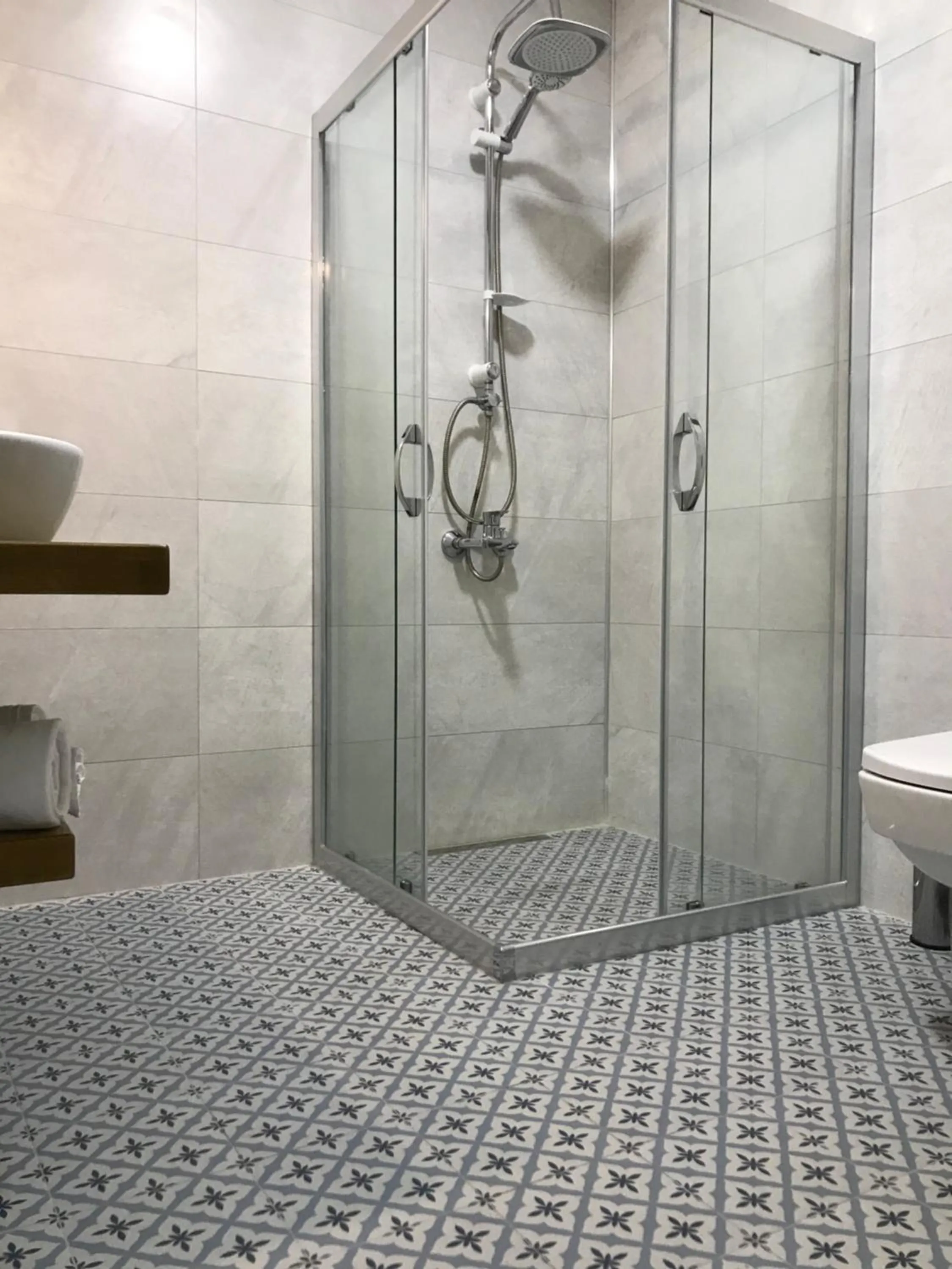 Shower in Villa Veria