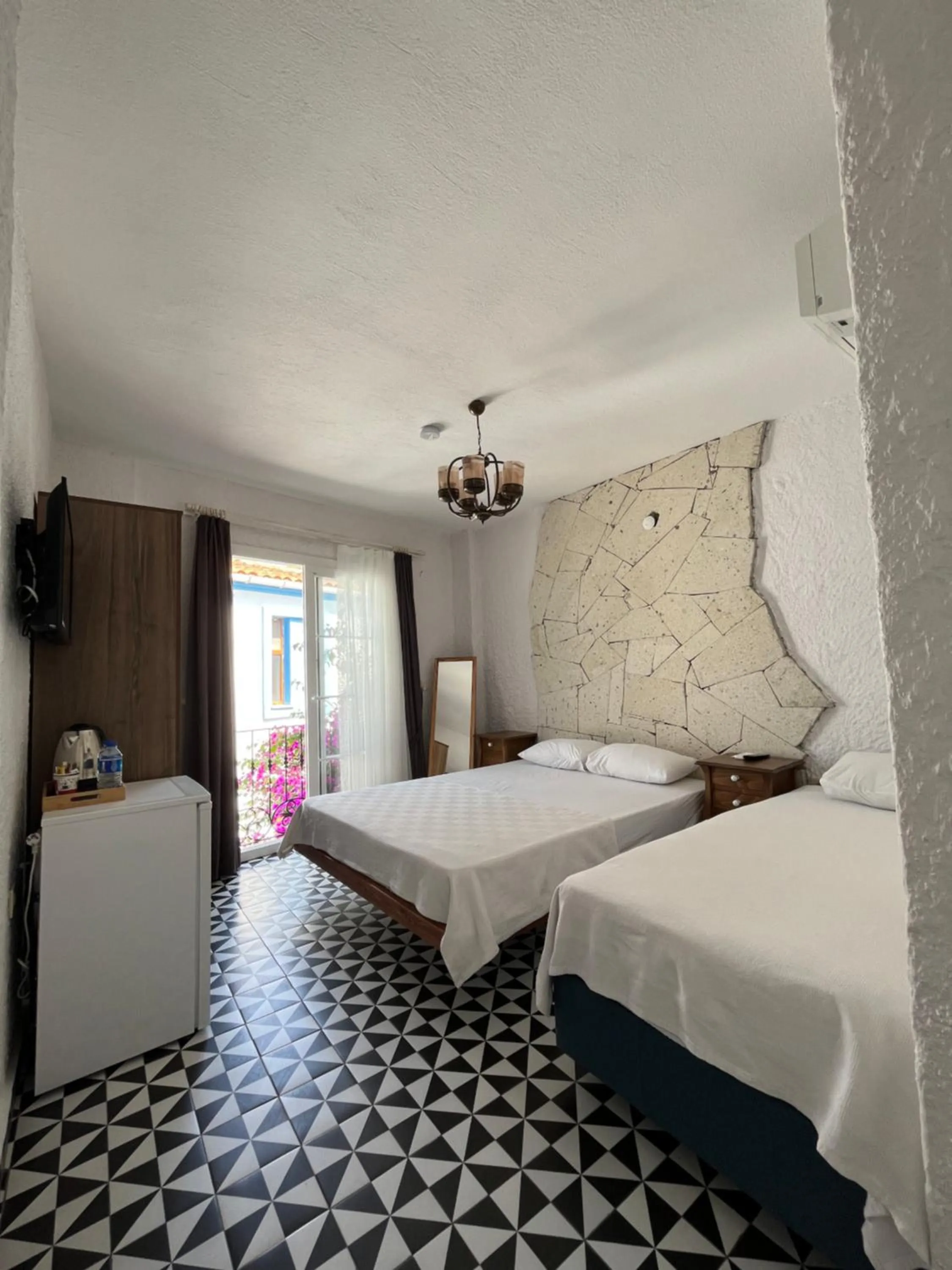 Photo of the whole room, Bed in Villa Veria
