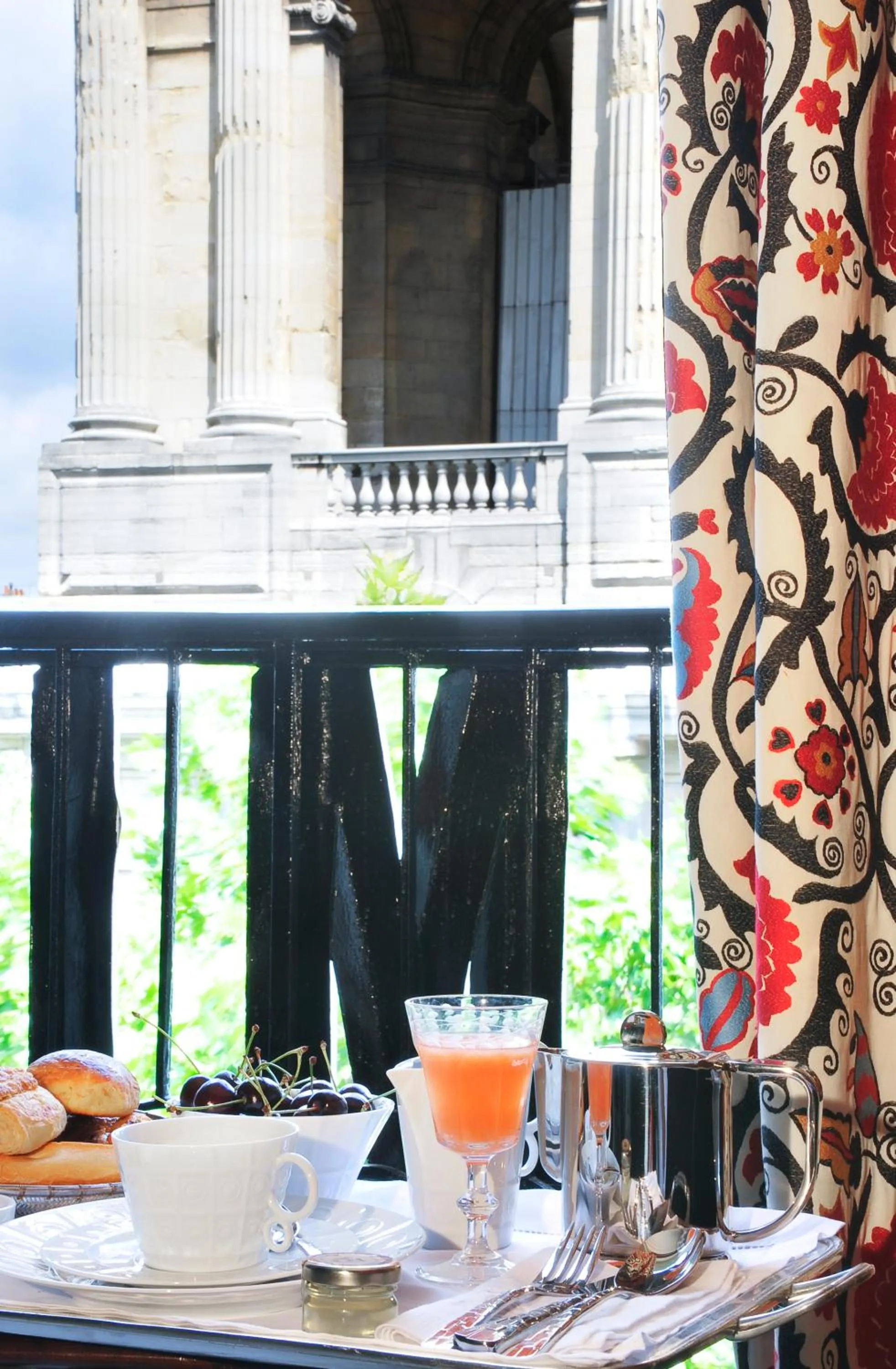 Drinks in Hôtel Recamier