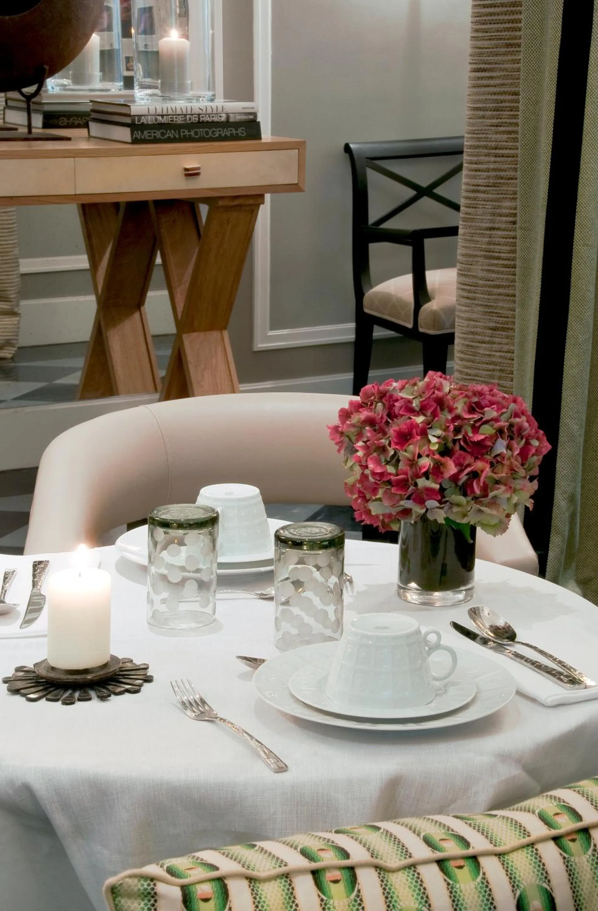 Restaurant/places to eat in Hôtel Recamier