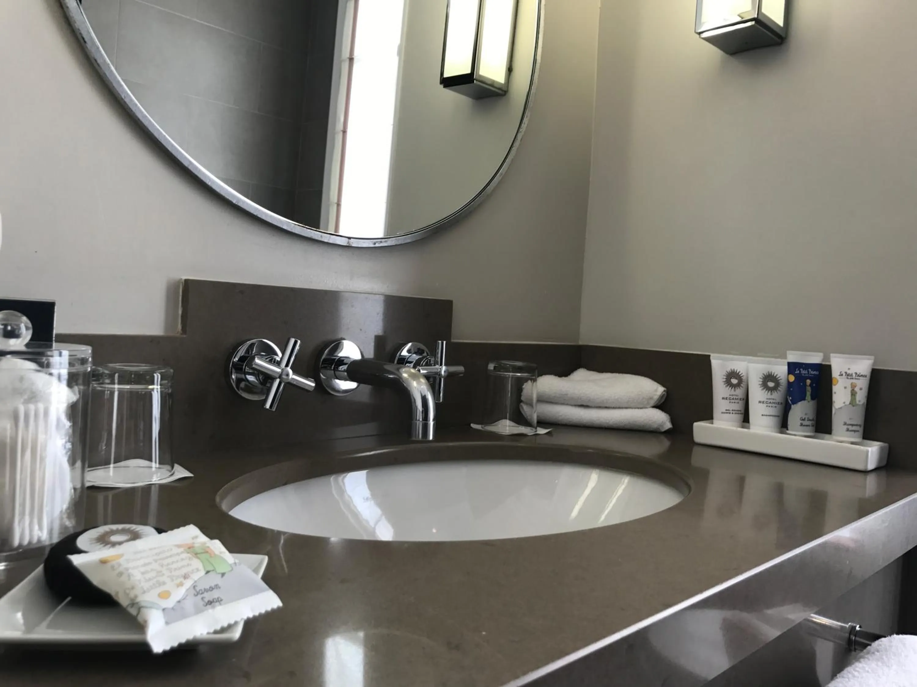 Bathroom in Hôtel Recamier