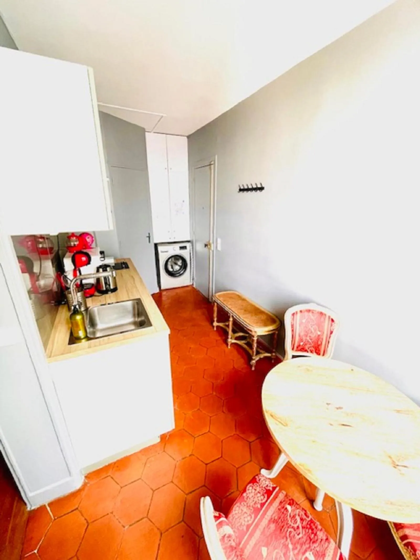 Coffee/tea facilities in Le Pavillon Hotel