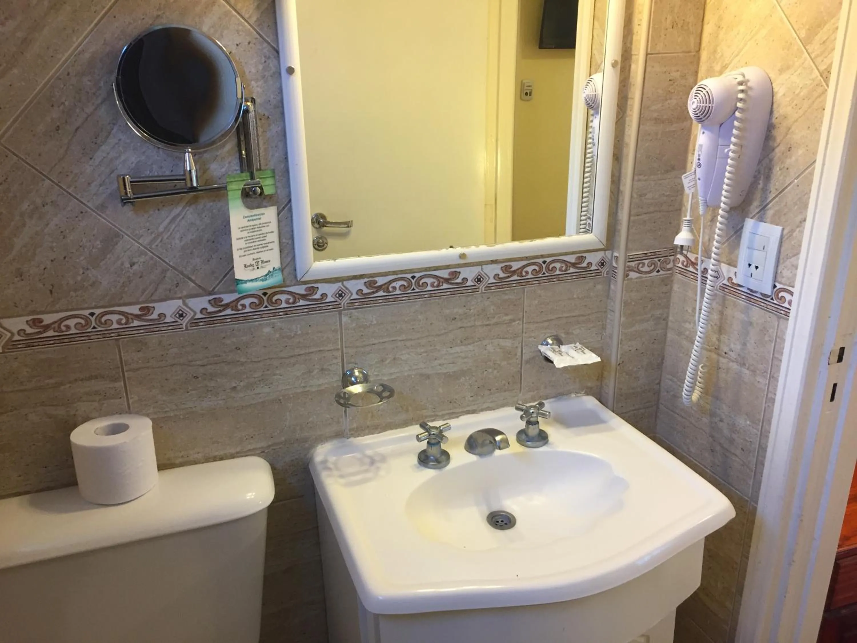 Hosteria Lucky Home
