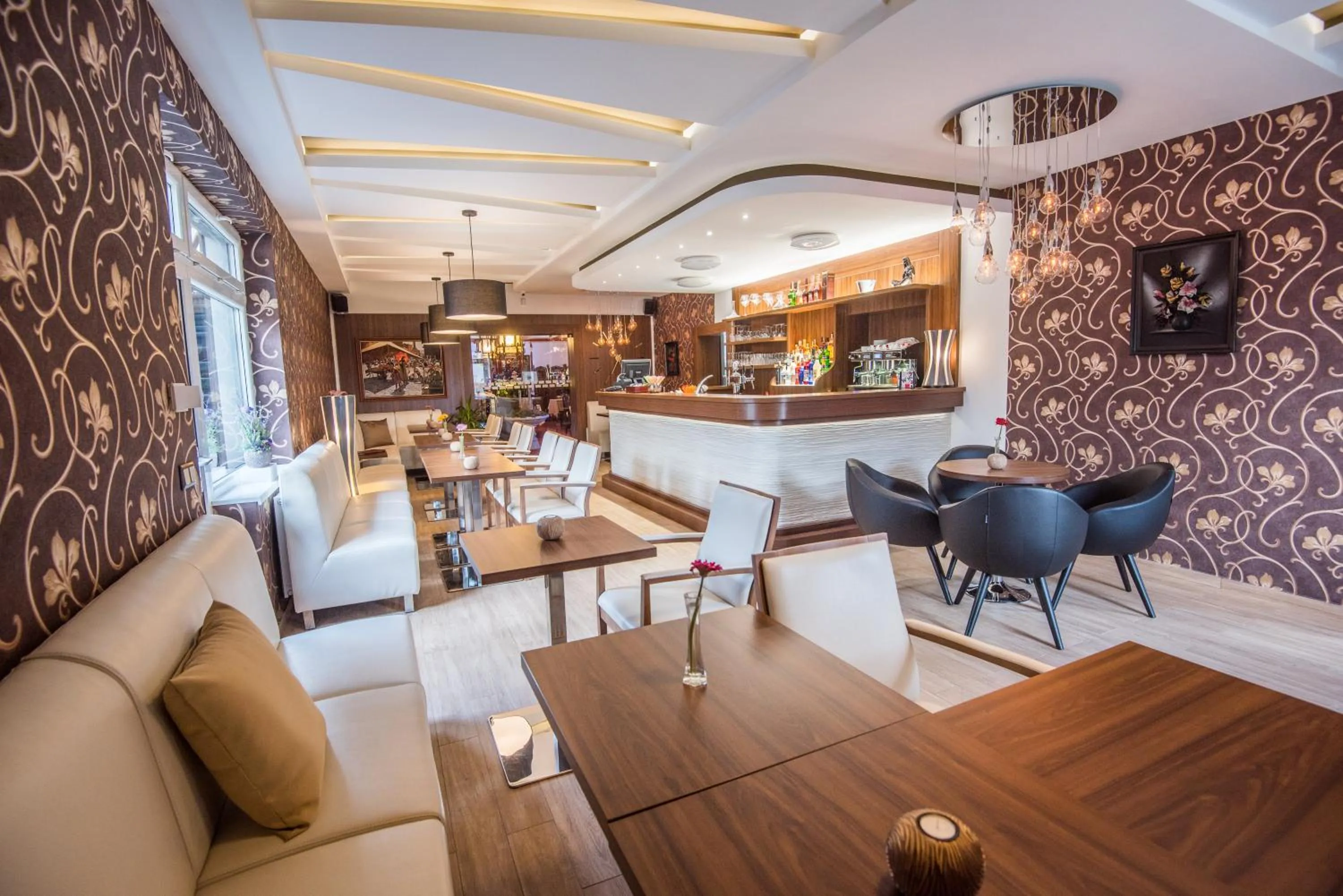 Restaurant/places to eat in Penzion Panda